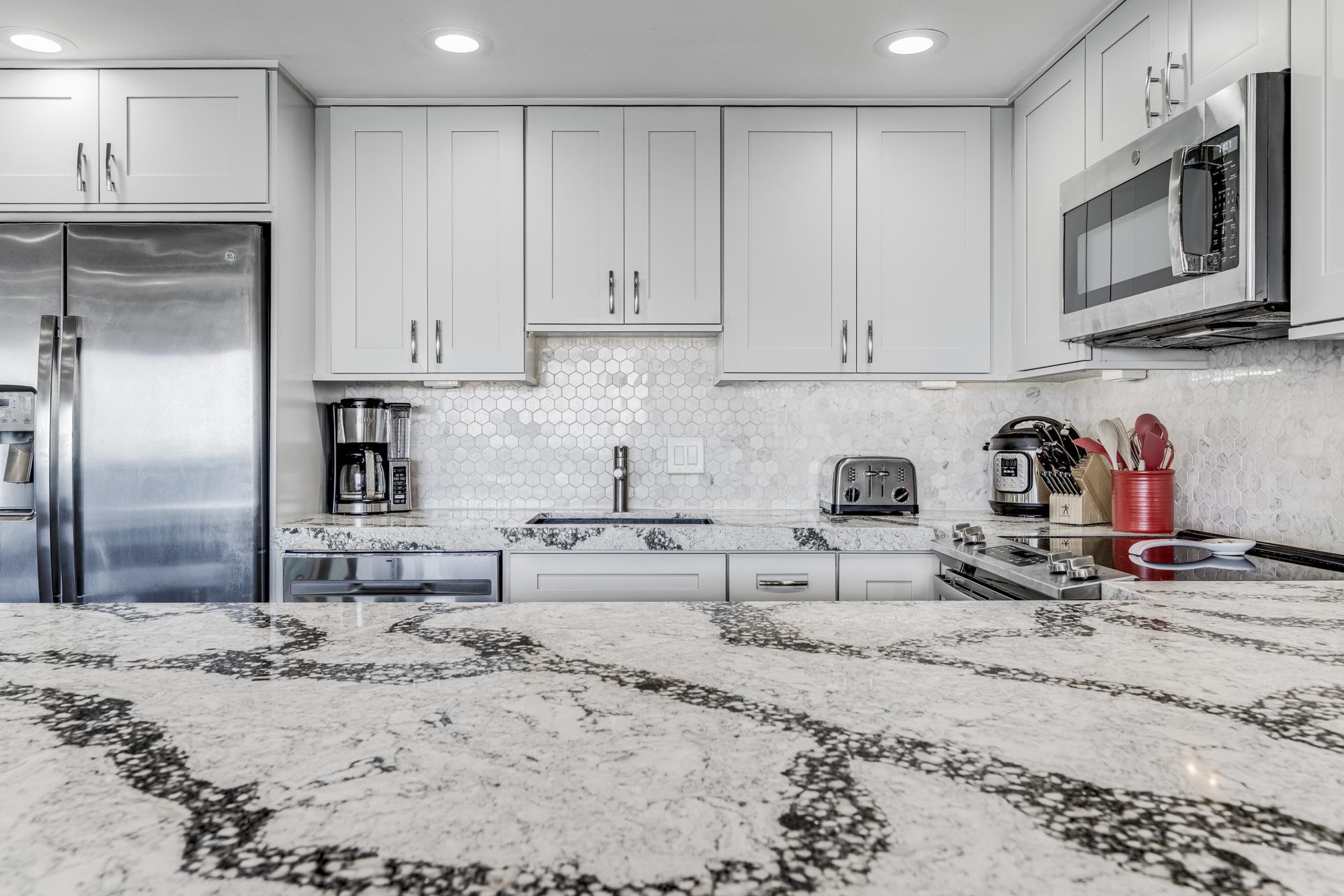 Maui Kai condo # 405, Lahaina, Hawaii - photo 8 of 48