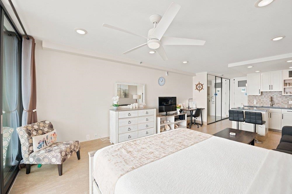 Maui Kai condo # 707, Lahaina, Hawaii - photo 4 of 16