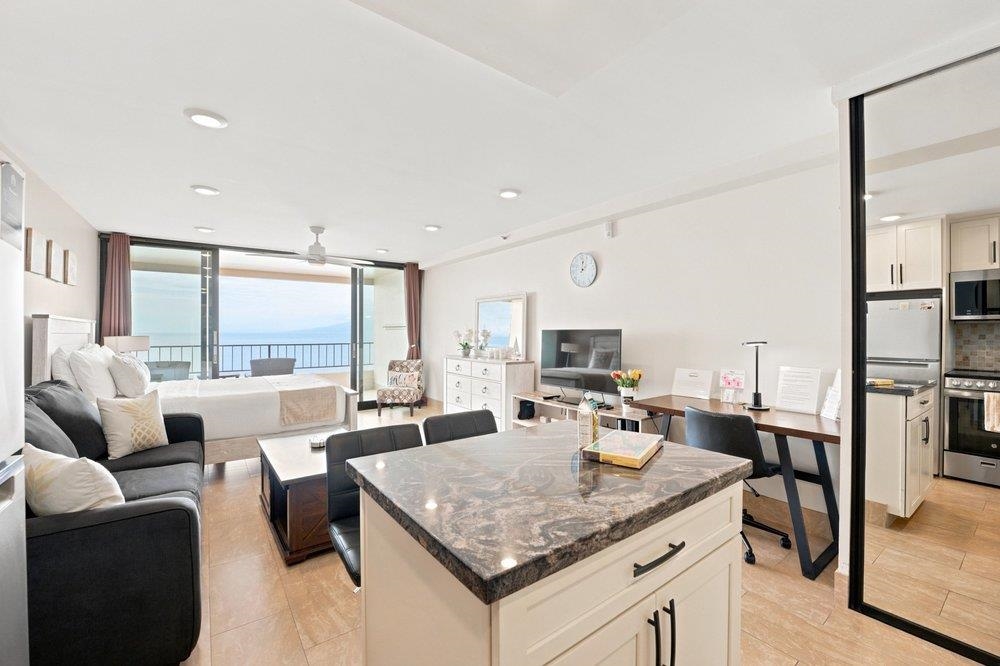 Maui Kai condo # 707, Lahaina, Hawaii - photo 10 of 16