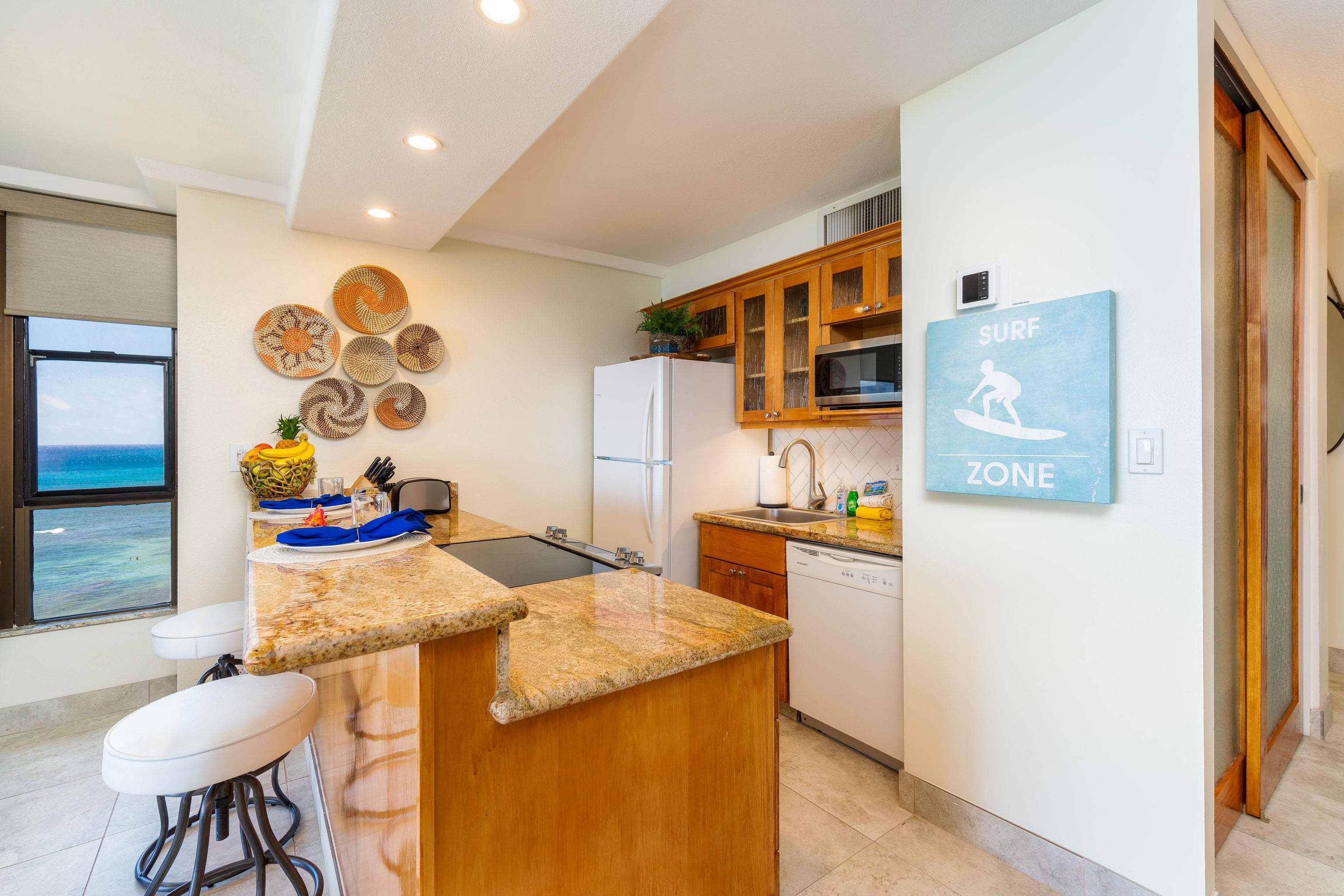 Maui Kai condo # 908, Lahaina, Hawaii - photo 14 of 33