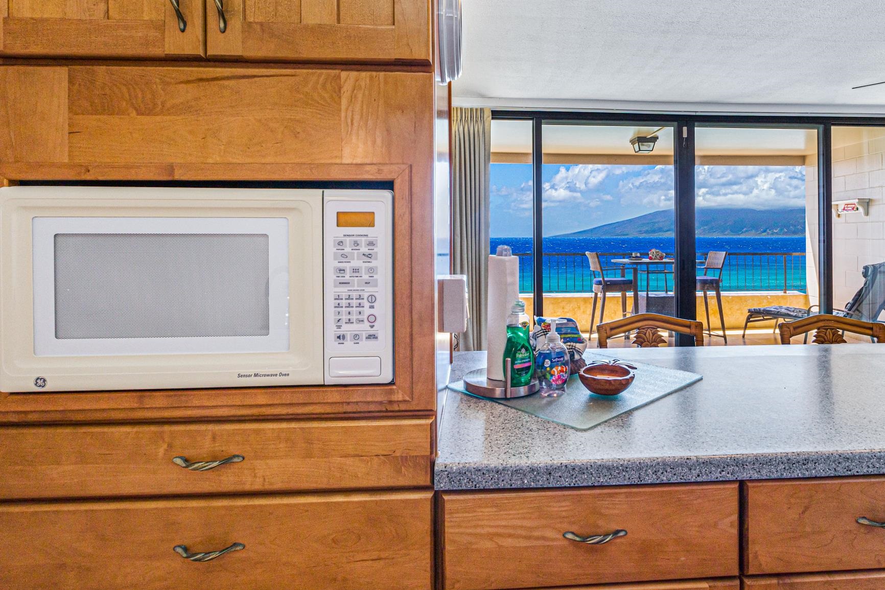 Maui Kai condo # 805, Lahaina, Hawaii - photo 8 of 40