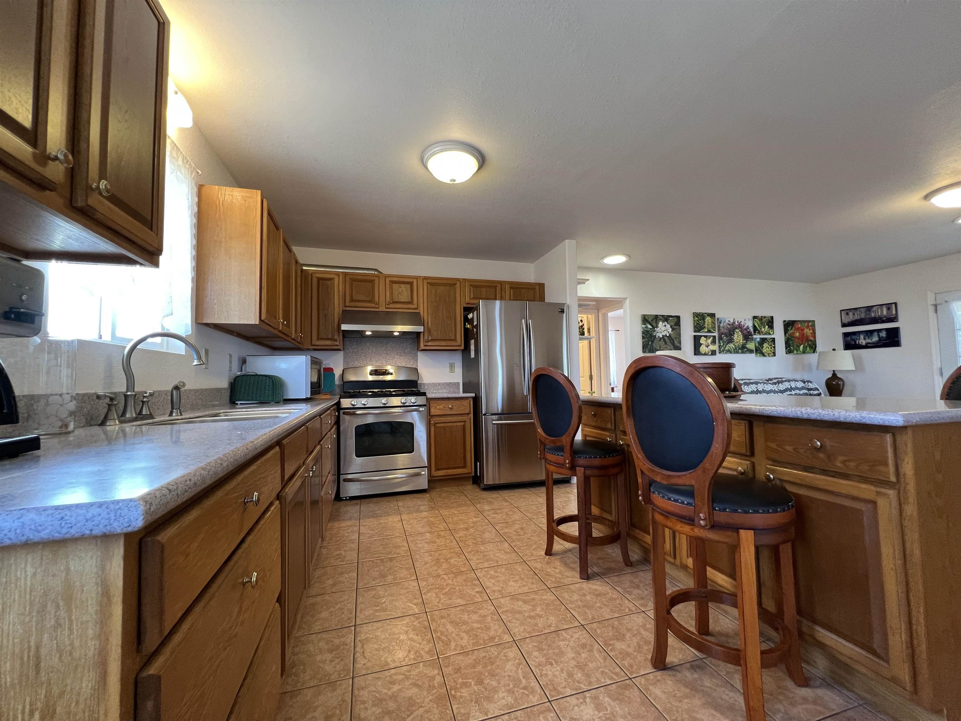 1060  Mamalu La'i Pl , Molokai home - photo 14 of 27