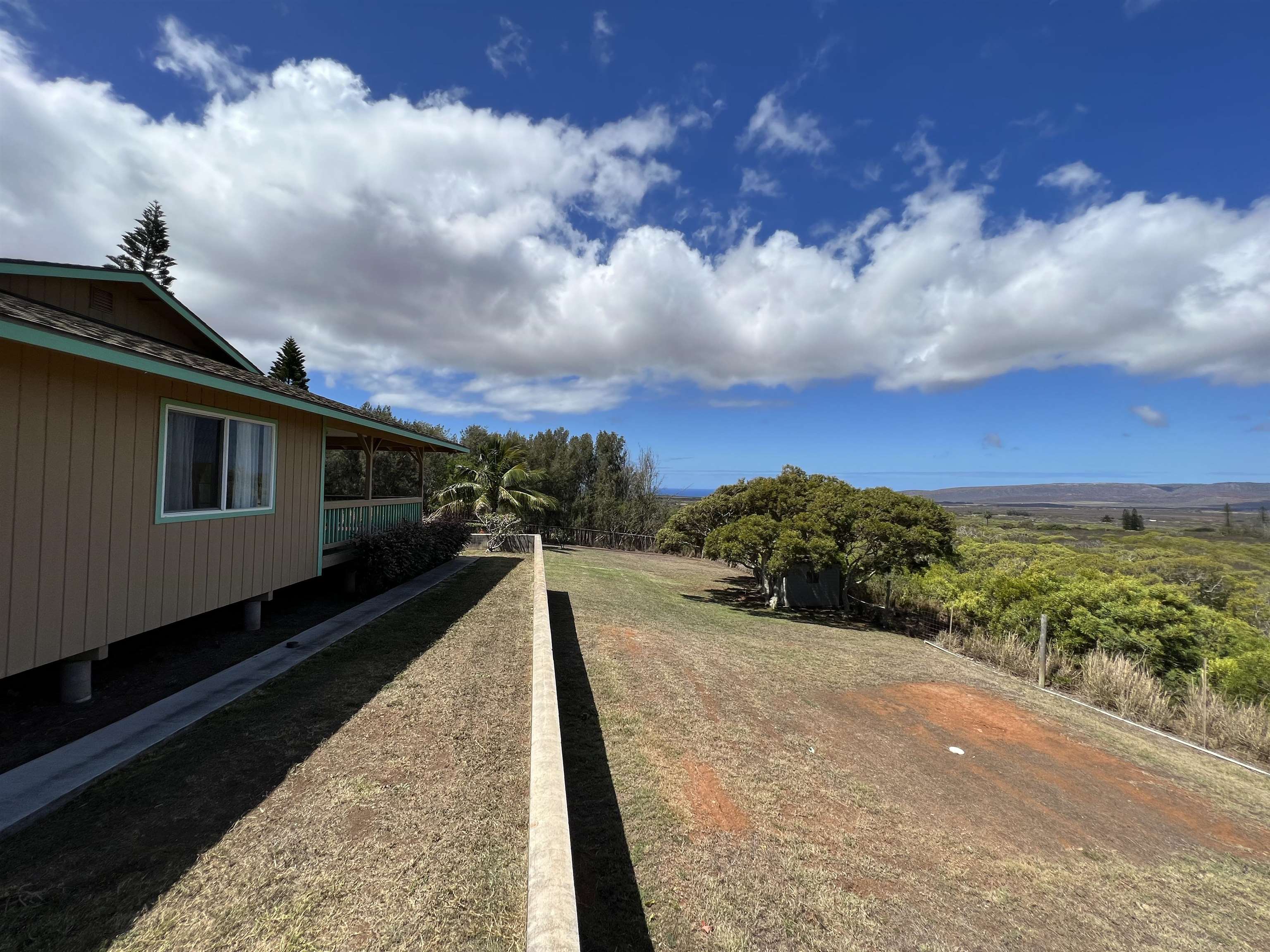 1060  Mamalu La'i Pl , Molokai home - photo 4 of 27