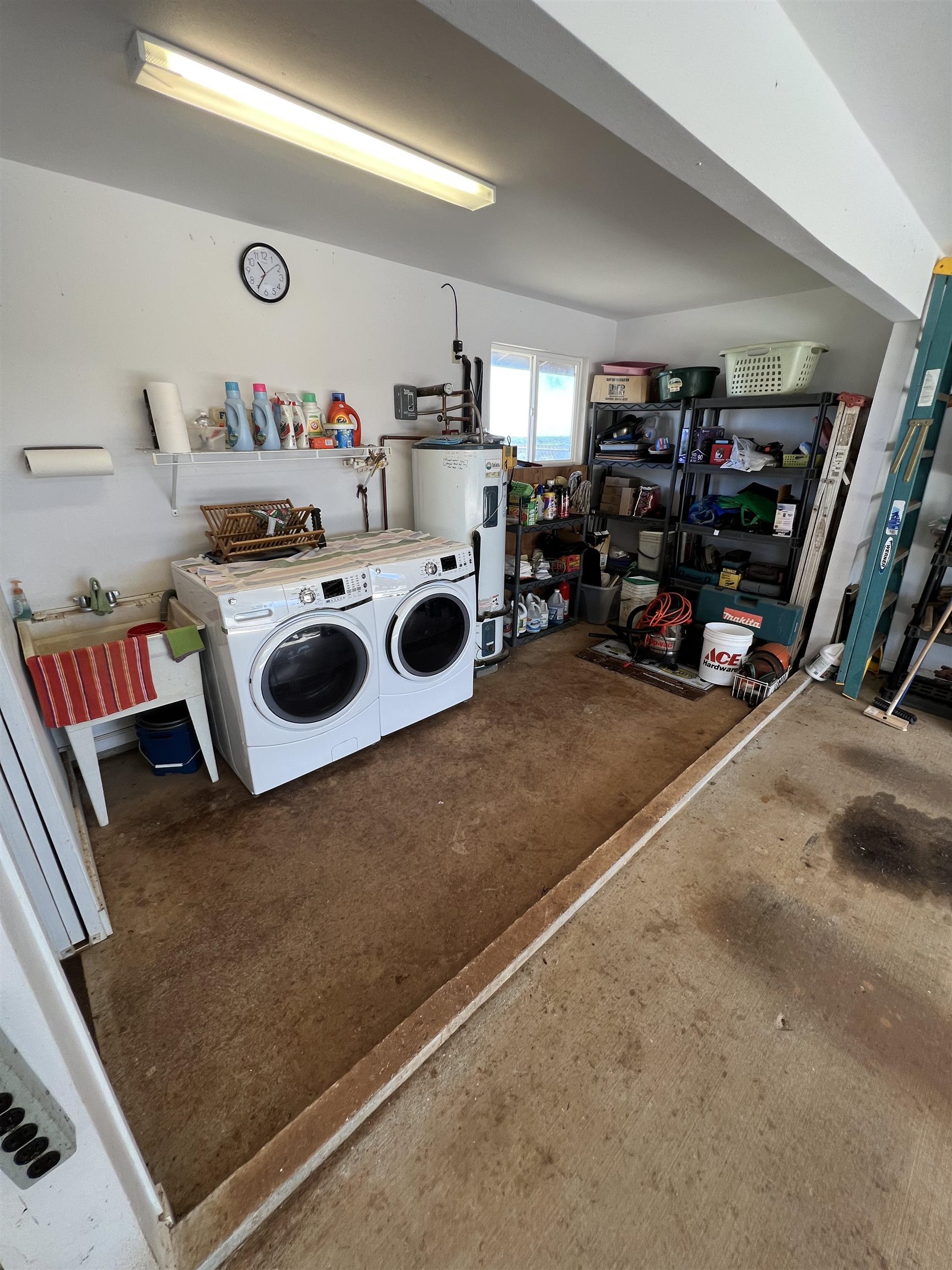 1060  Mamalu La'i Pl , Molokai home - photo 6 of 27