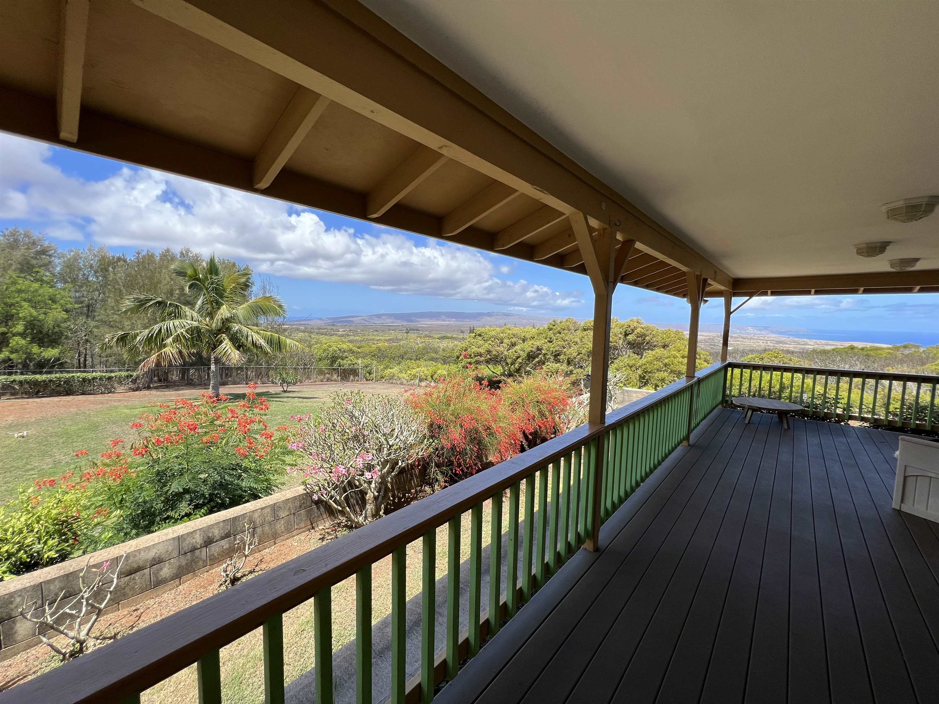 1060  Mamalu La'i Pl , Molokai home - photo 9 of 27