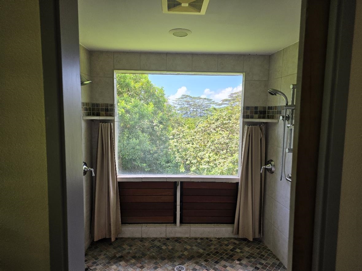 1063  Kauhikoa Rd , Haiku home - photo 11 of 17