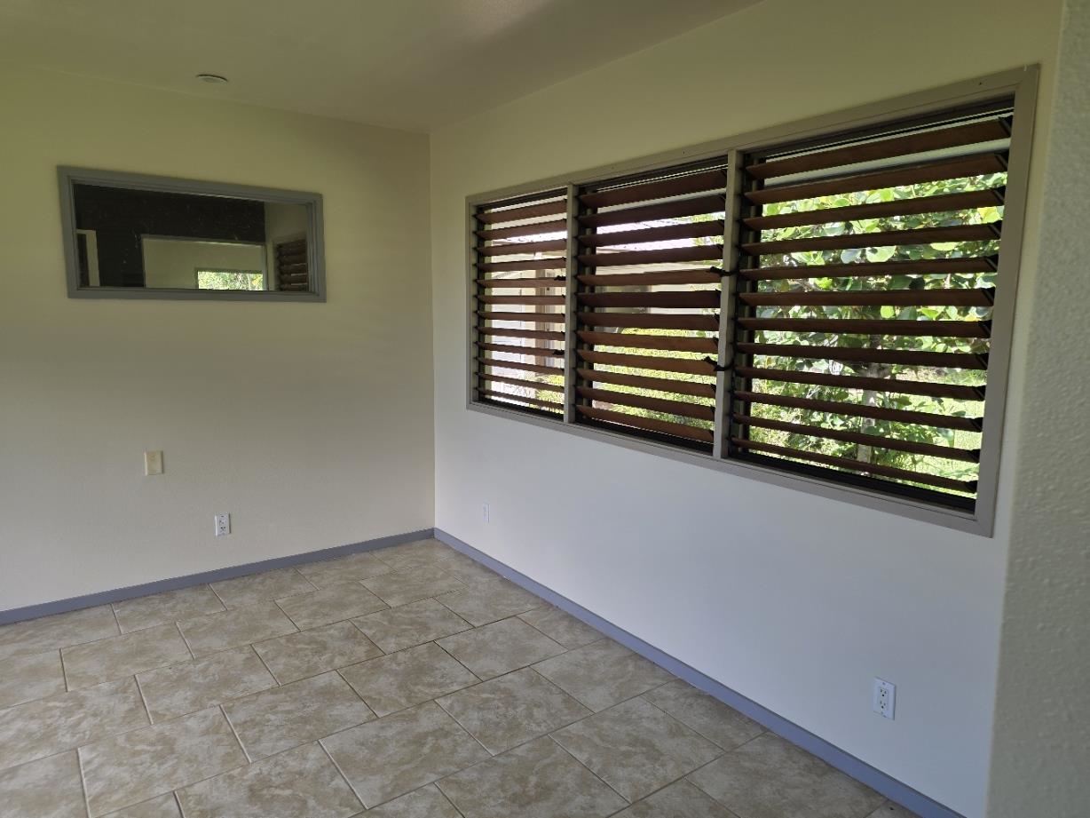 1063  Kauhikoa Rd , Haiku home - photo 7 of 17