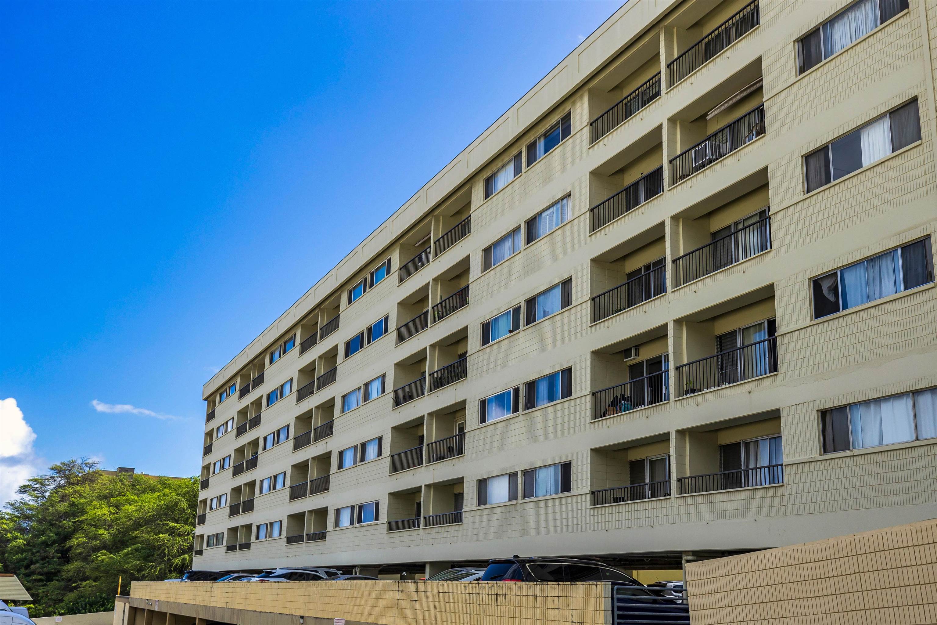 Puuone Towers and Plaza condo # 216, Wailuku, Hawaii - photo 22 of 31