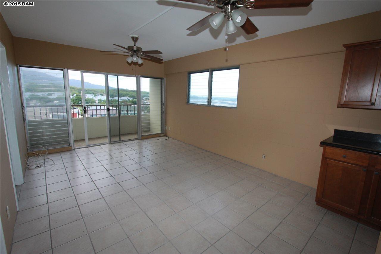 Puuone Towers and Plaza condo # 218, Wailuku, Hawaii - photo 3 of 10