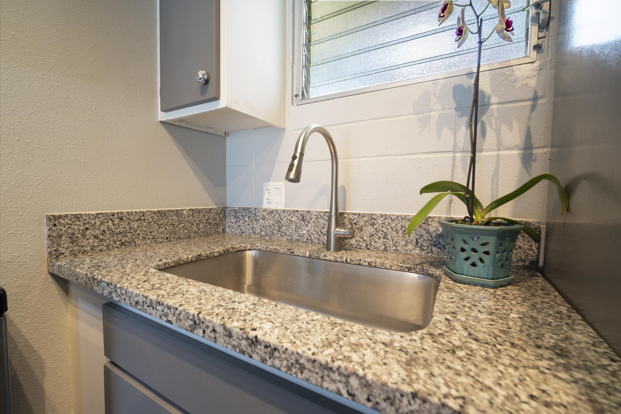 Puuone Towers and Plaza condo # 310, Wailuku, Hawaii - photo 17 of 46