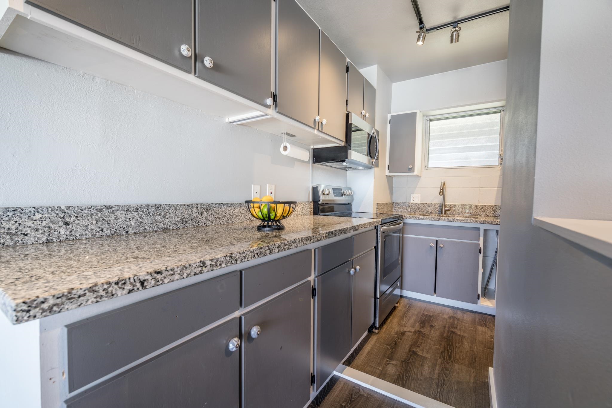 Puuone Towers and Plaza condo # 310, Wailuku, Hawaii - photo 19 of 46