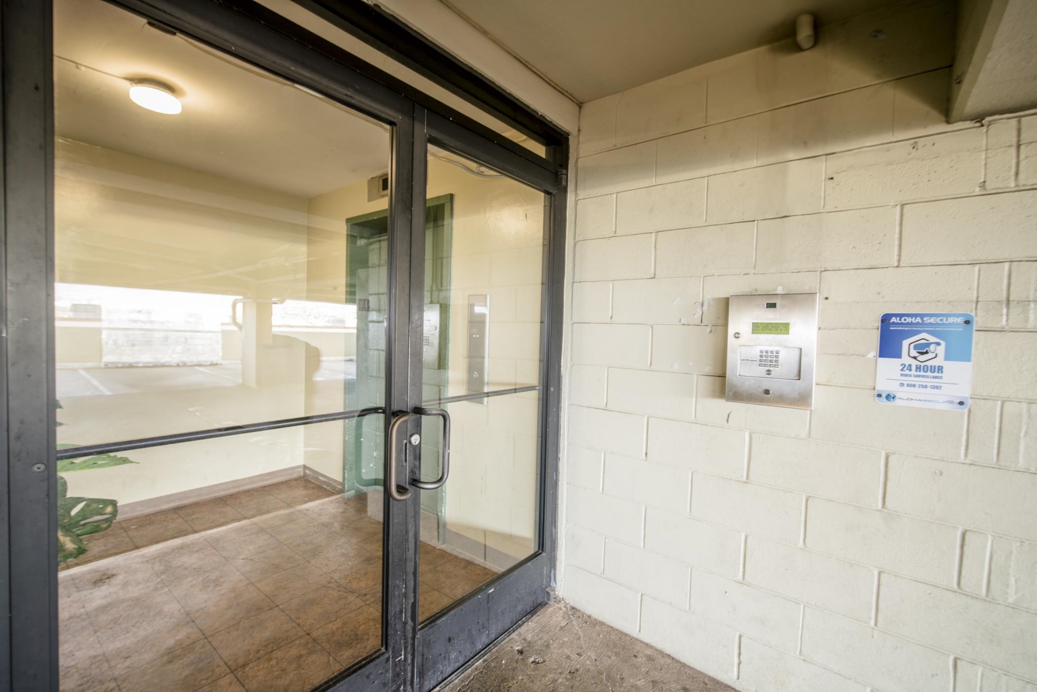 Puuone Towers and Plaza condo # 310, Wailuku, Hawaii - photo 4 of 46