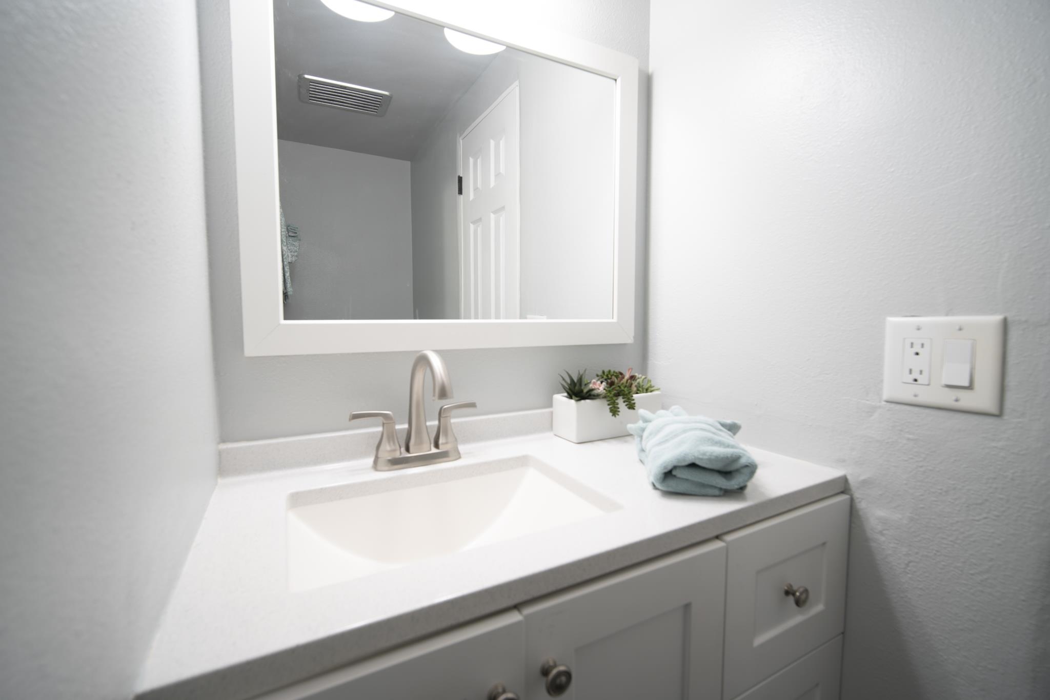 Puuone Towers and Plaza condo # 310, Wailuku, Hawaii - photo 33 of 46