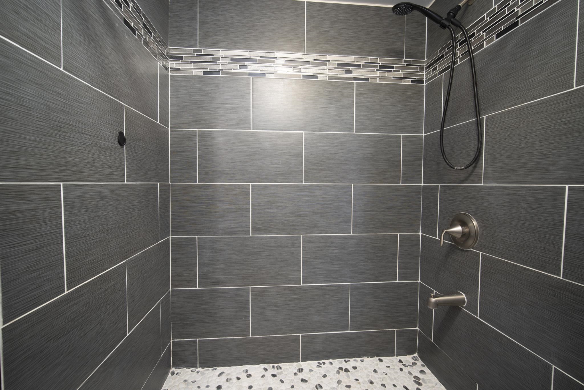 Puuone Towers and Plaza condo # 310, Wailuku, Hawaii - photo 36 of 46