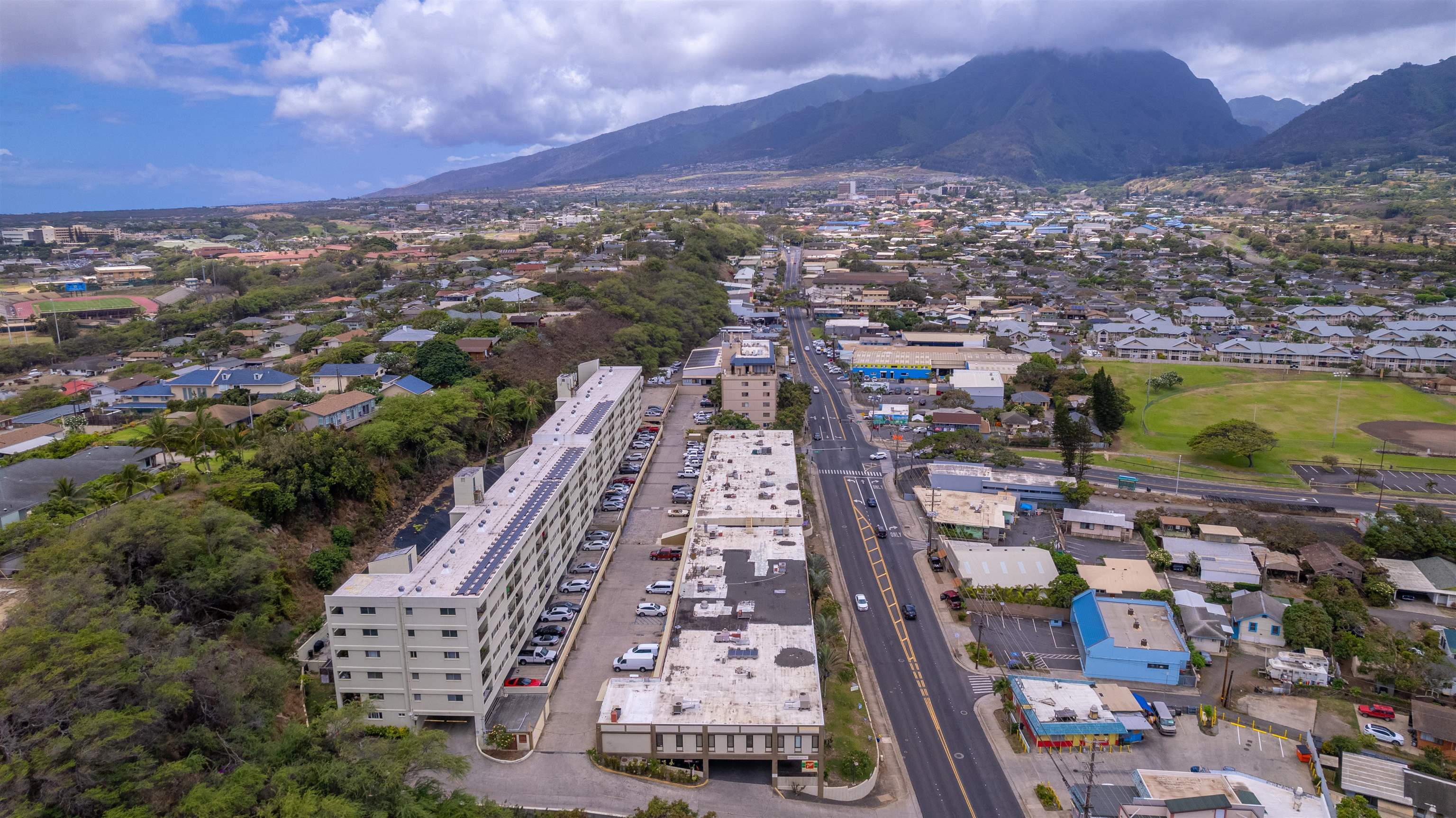 Puuone Towers and Plaza condo # 405, Wailuku, Hawaii - photo 2 of 30