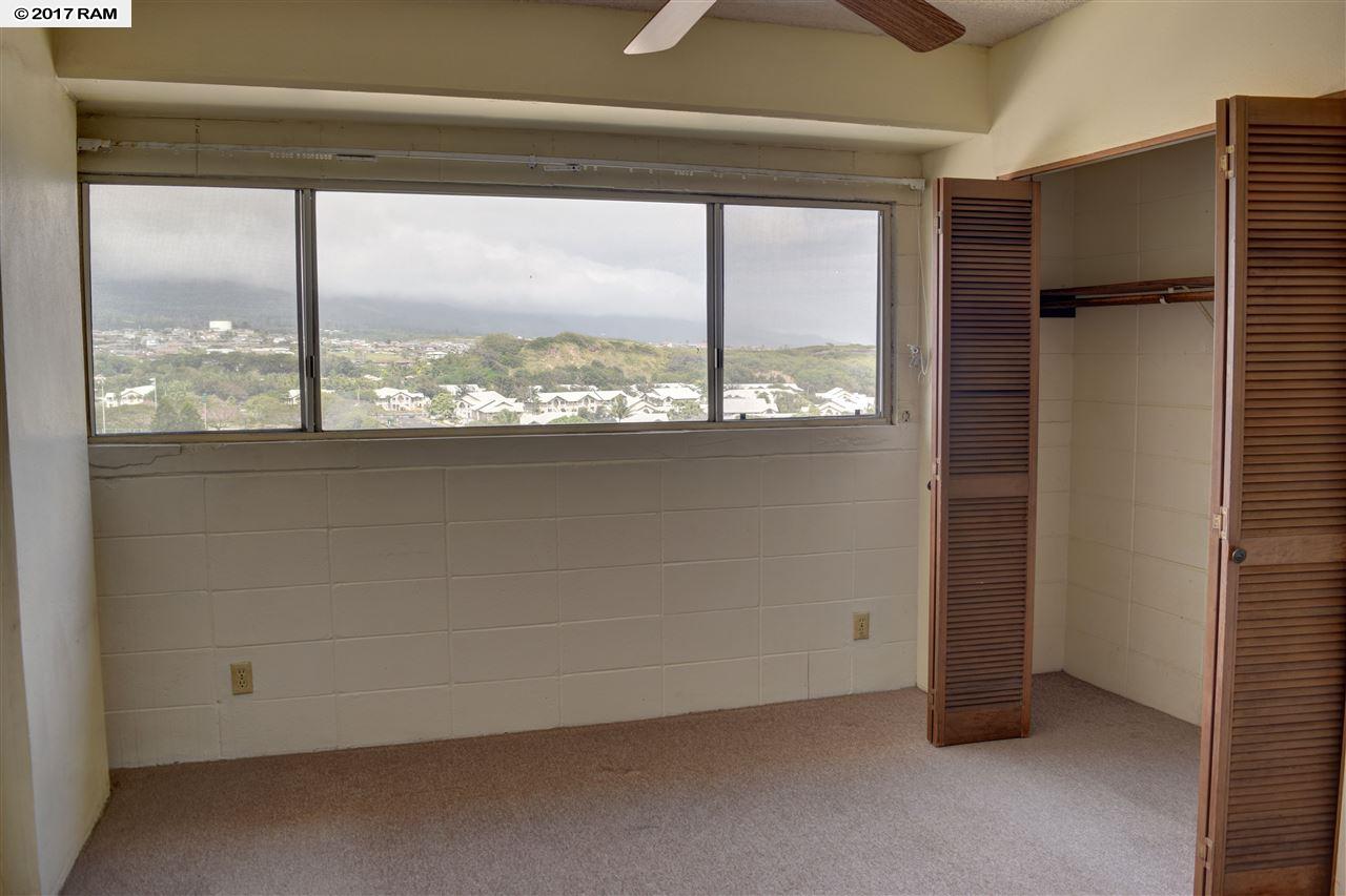 Puuone Towers and Plaza condo # 606, Wailuku, Hawaii - photo 6 of 10