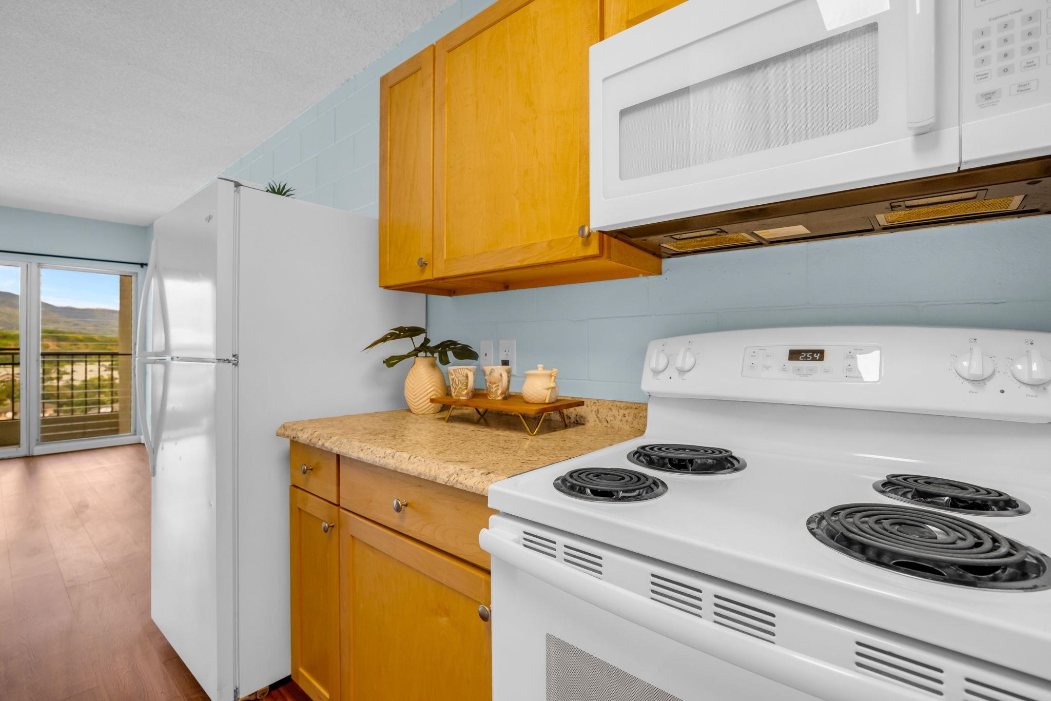 Puuone Towers and Plaza condo # 616, Wailuku, Hawaii - photo 13 of 35