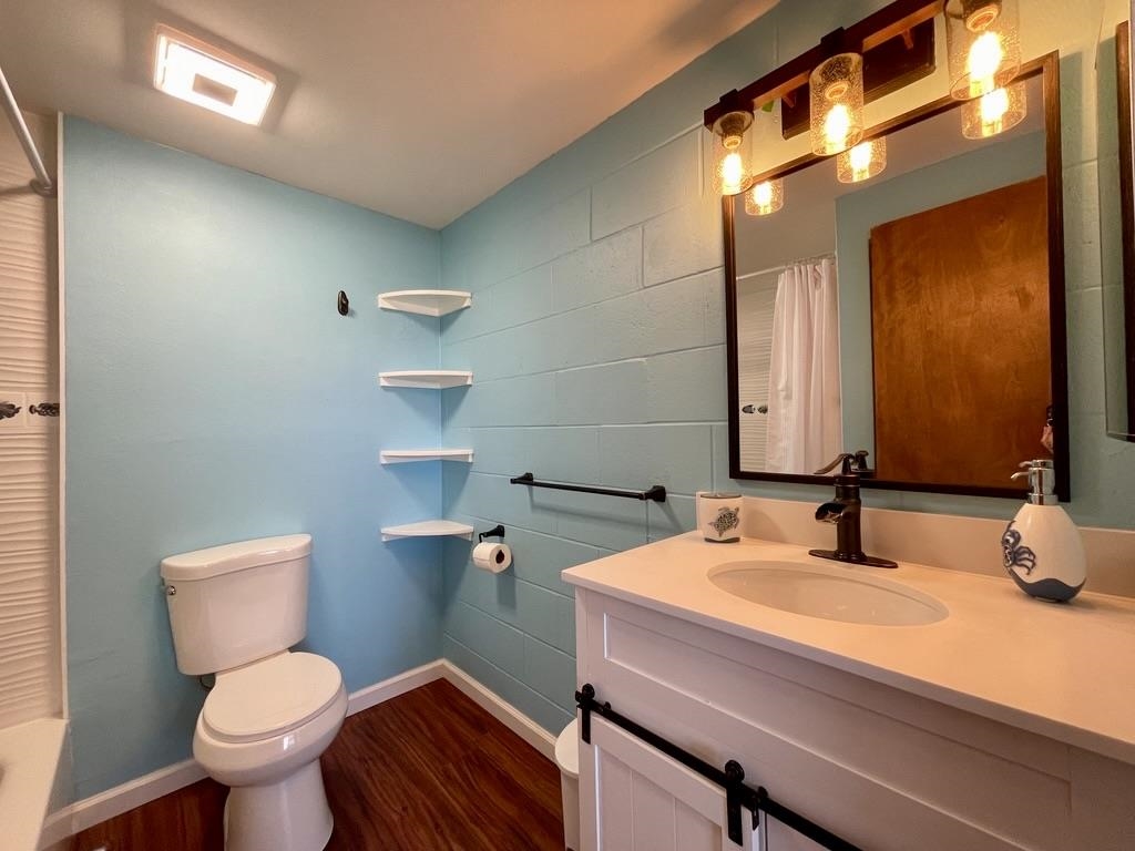 Puuone Towers and Plaza condo # 616, Wailuku, Hawaii - photo 10 of 25