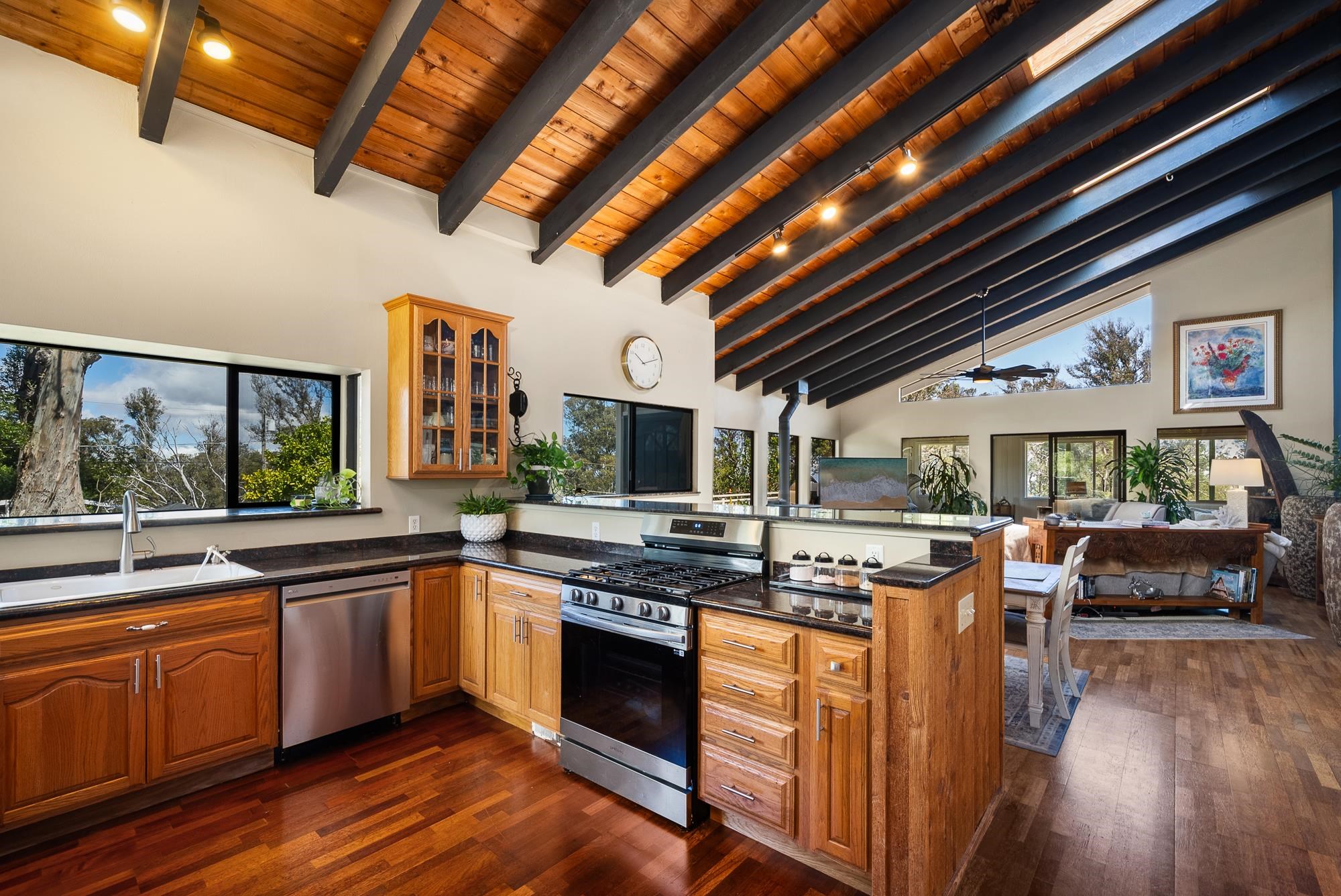 1065  Ehu Rd , Makawao/Olinda/Haliimaile home - photo 3 of 50