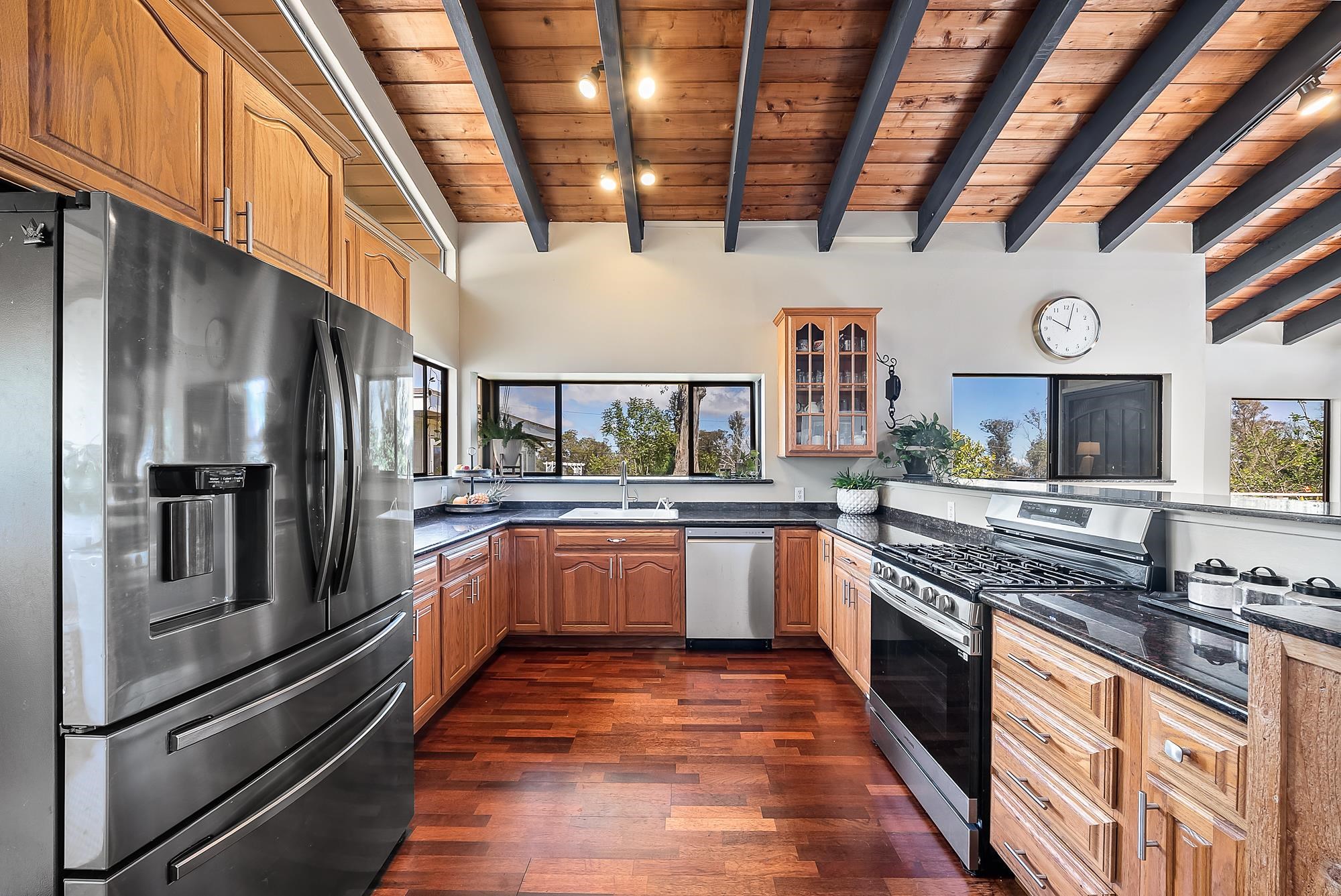 1065  Ehu Rd , Makawao/Olinda/Haliimaile home - photo 5 of 50