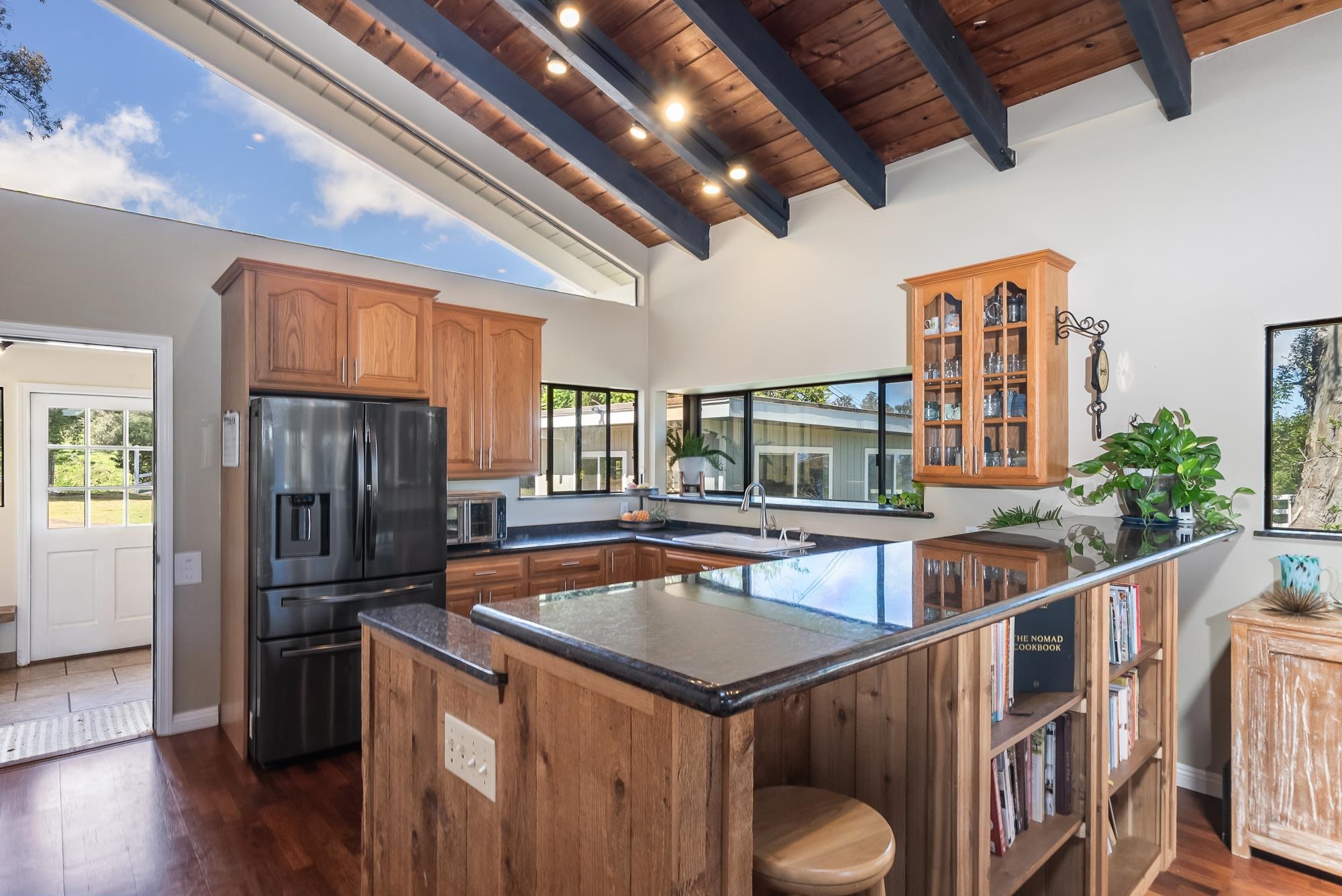 1065  Ehu Rd , Makawao/Olinda/Haliimaile home - photo 8 of 50