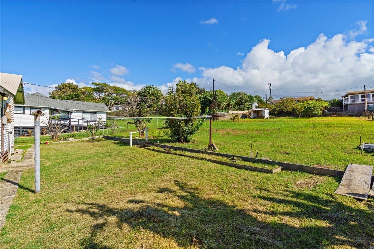 1072  Aala Pl , Makawao/Olinda/Haliimaile home - photo 30 of 34