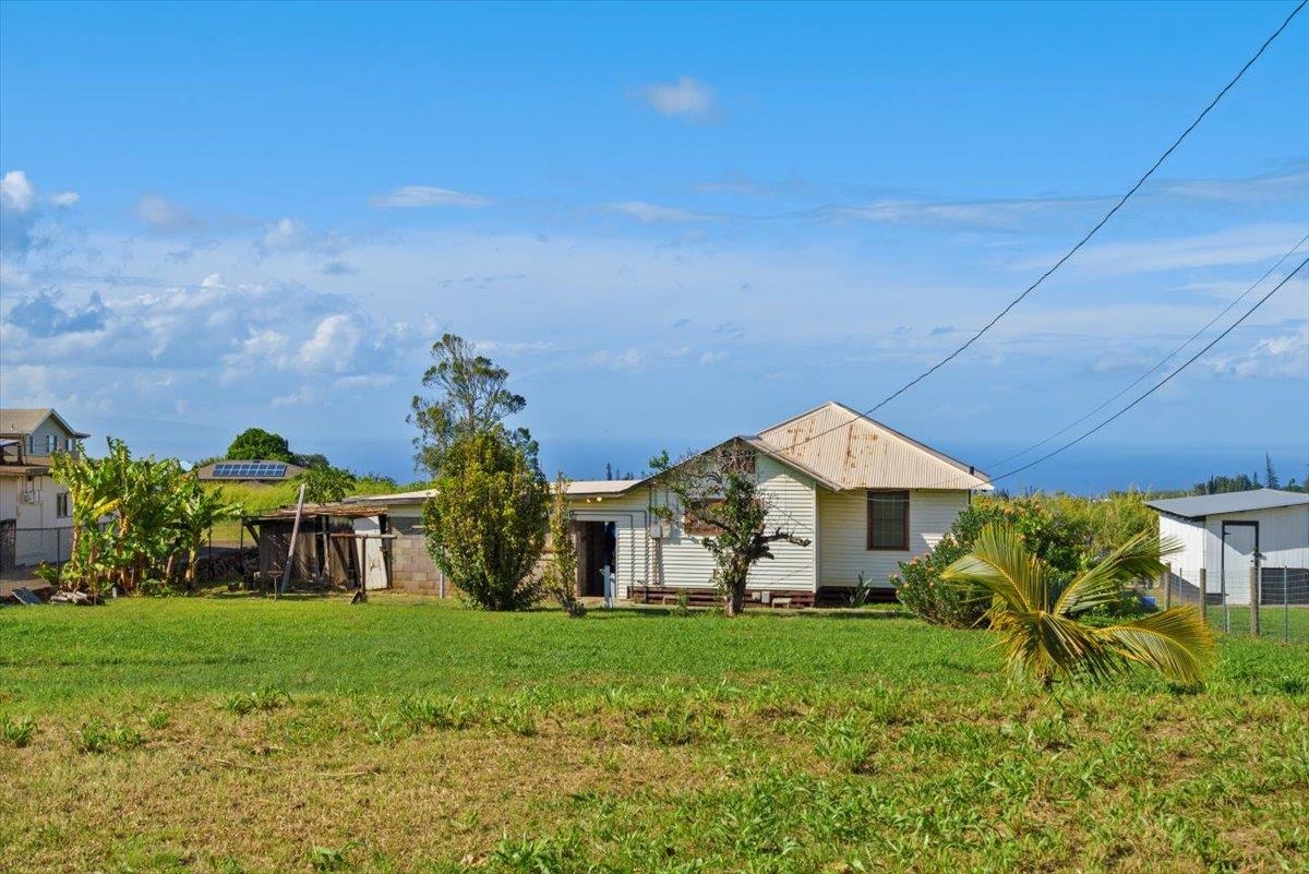 1072  Aala Pl , Makawao/Olinda/Haliimaile home - photo 33 of 34