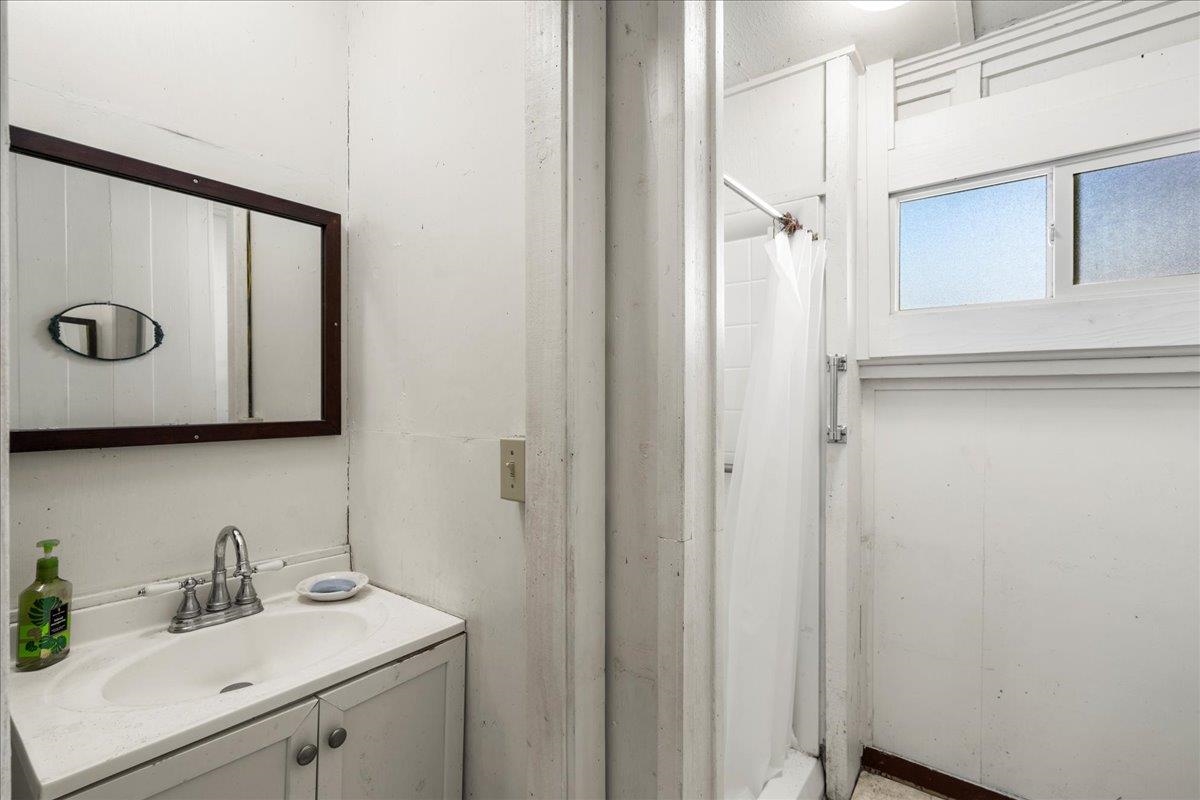 1072  Aala Pl , Makawao/Olinda/Haliimaile home - photo 24 of 37