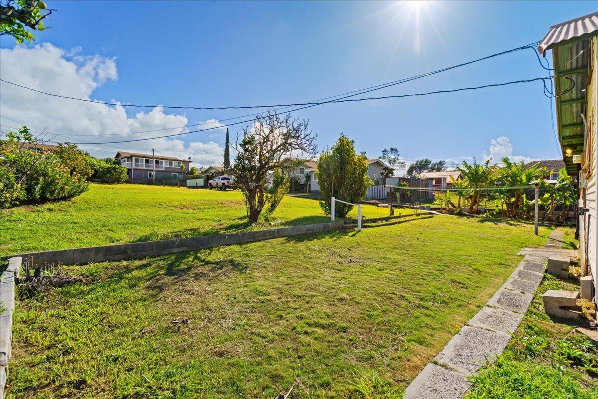 1072  Aala Pl , Makawao/Olinda/Haliimaile home - photo 31 of 37