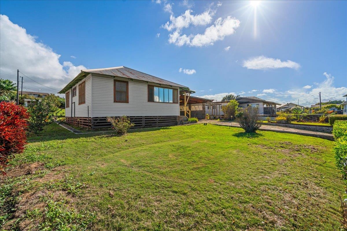 1072  Aala Pl , Makawao/Olinda/Haliimaile home - photo 6 of 37
