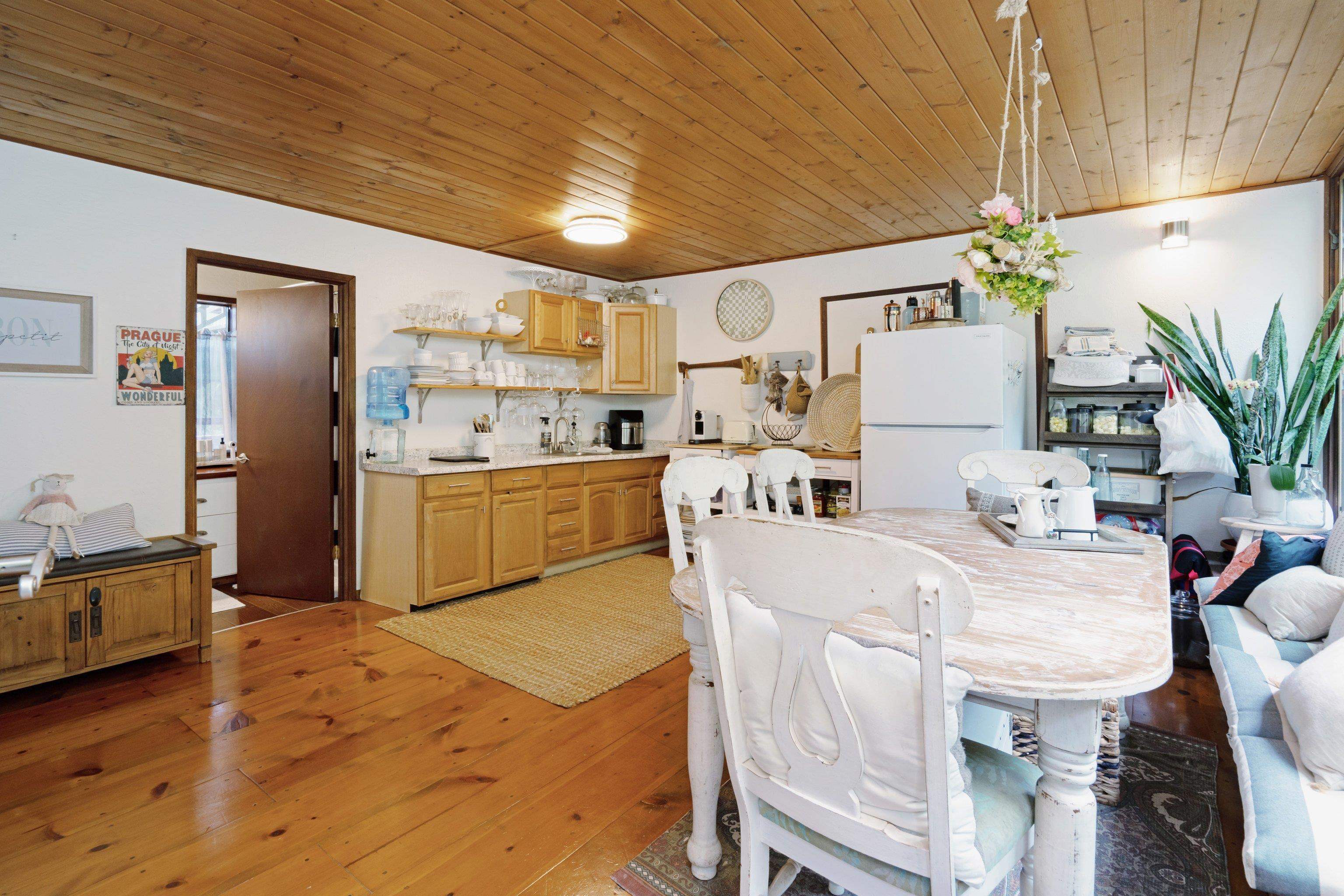 1073  Nanihoku Pl , Haiku home - photo 23 of 50
