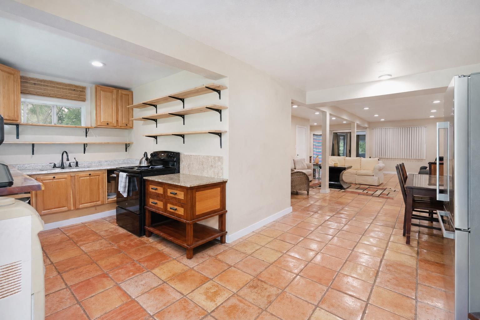 1073  Nanihoku Pl , Haiku home - photo 31 of 50