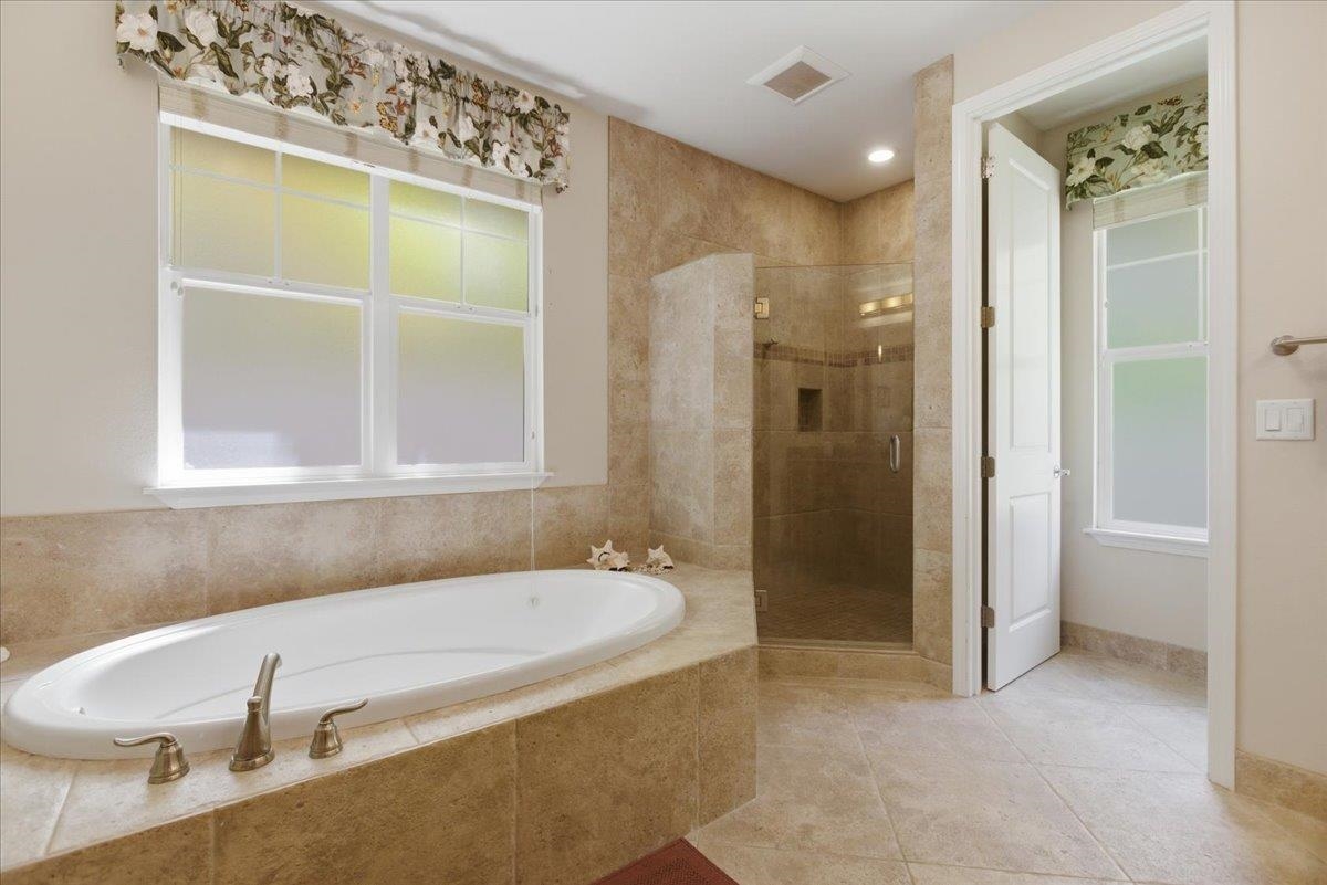 108  Ahekolo St Kilohana Ridge, Kihei home - photo 15 of 40