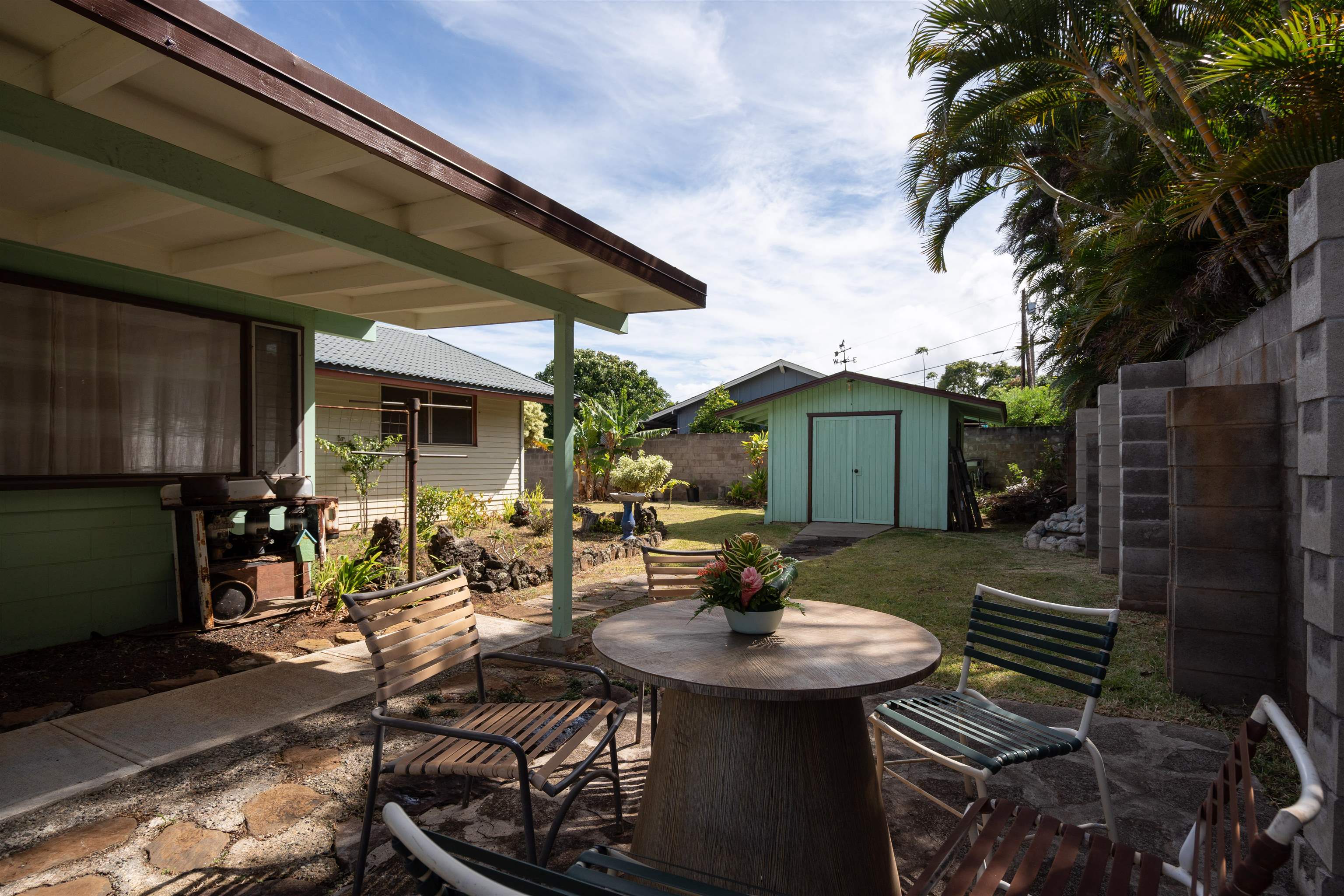 1081  Ulele St Makawao, Makawao/Olinda/Haliimaile home - photo 25 of 29
