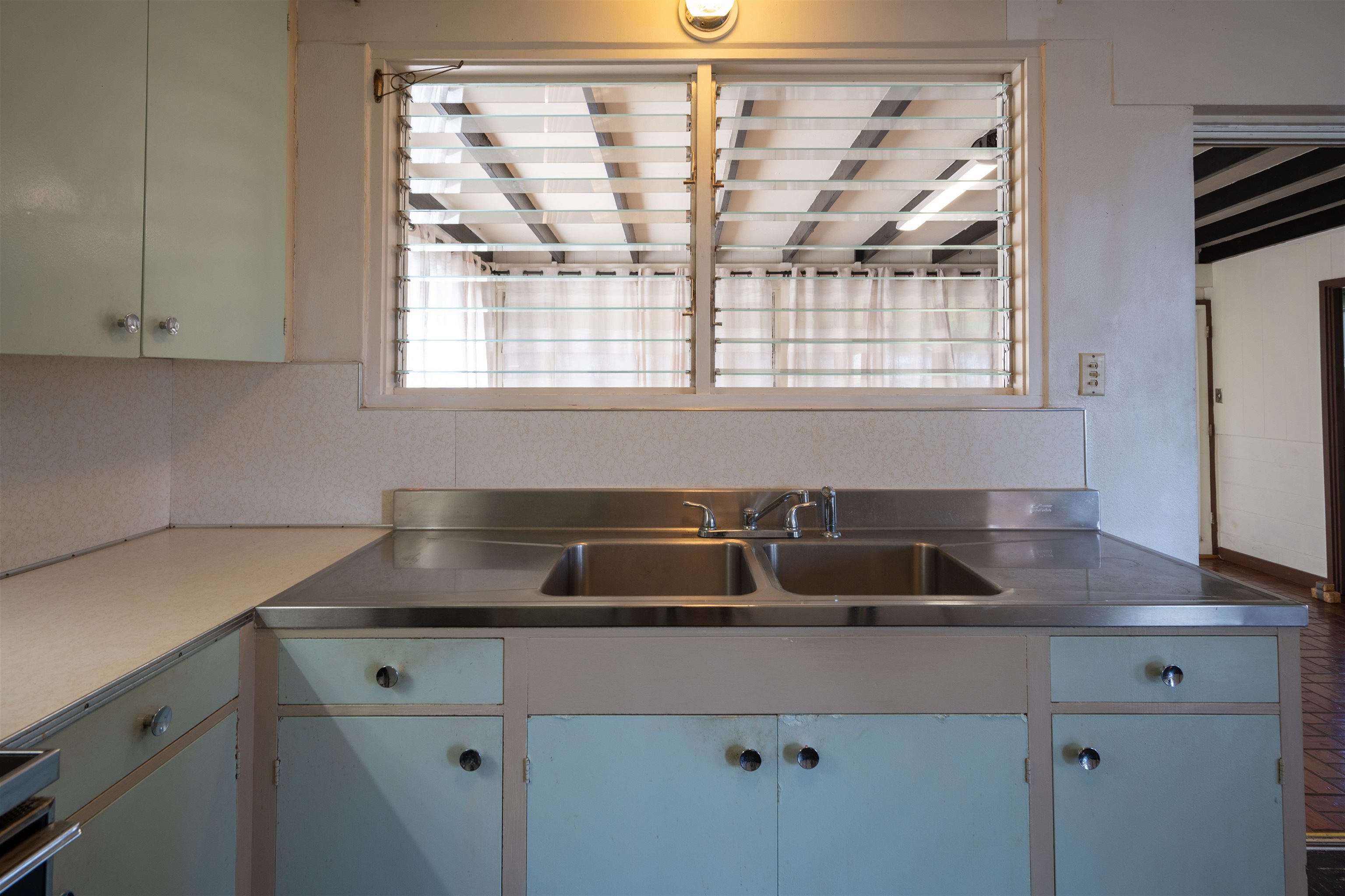 1081  Ulele St Makawao, Makawao/Olinda/Haliimaile home - photo 8 of 29