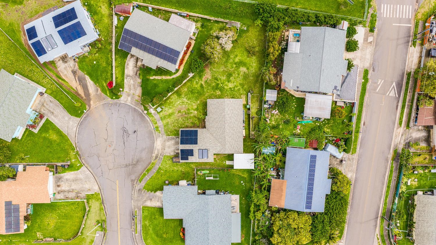 1088  Mamalu Pl , Makawao/Olinda/Haliimaile home - photo 49 of 50