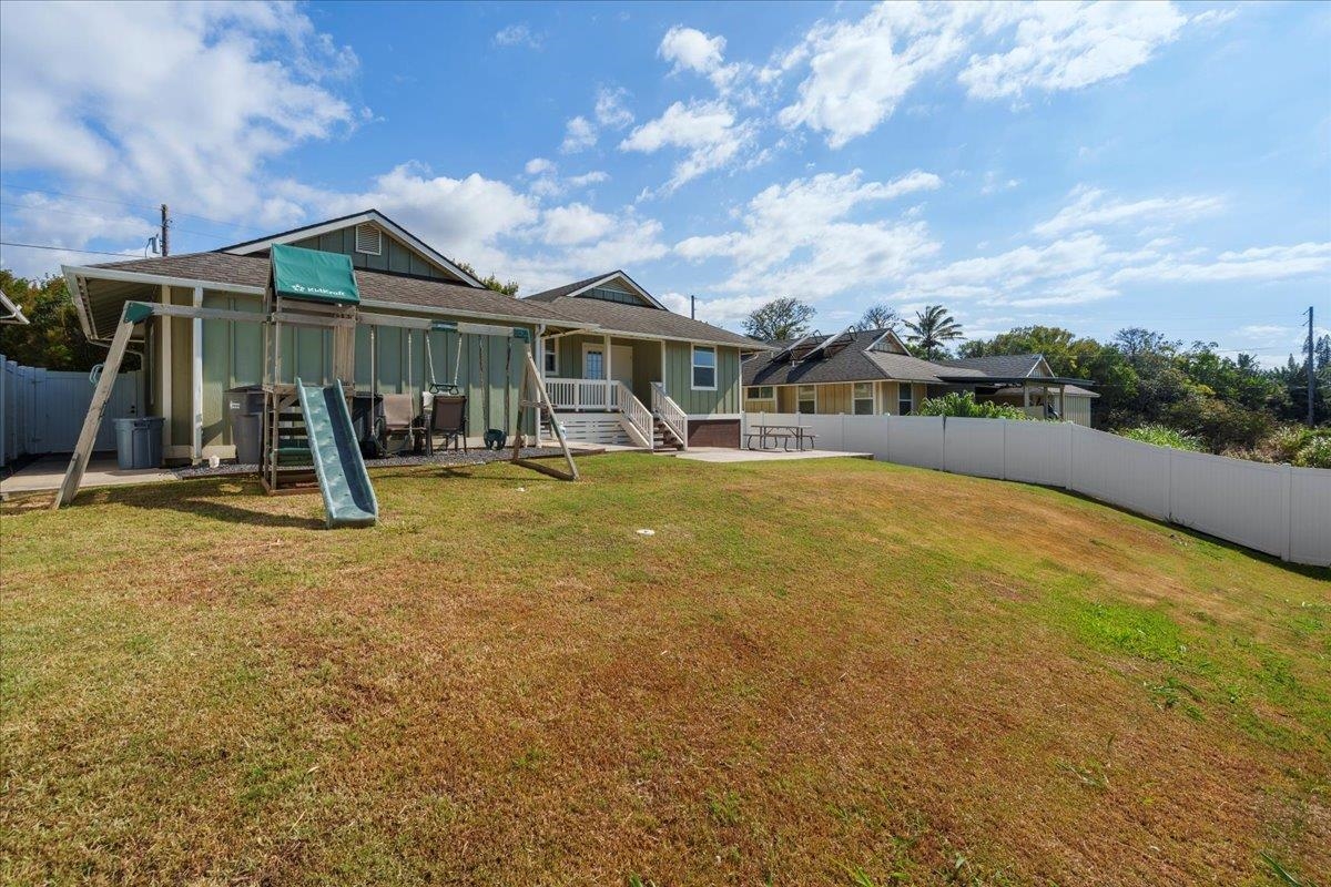 109  Kulolio St , Haiku home - photo 35 of 46