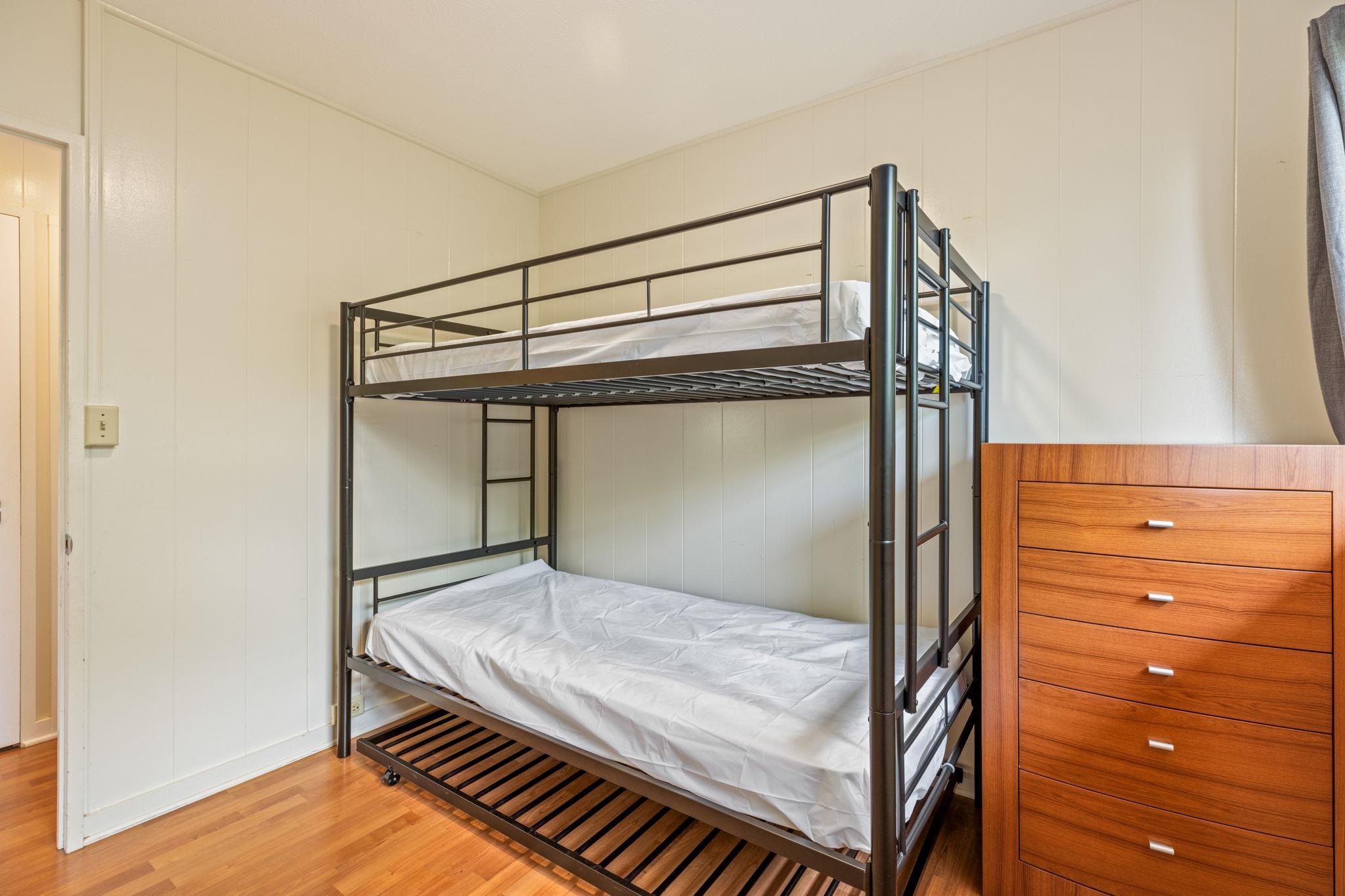 1091  Puana St Makawao Town, Makawao/Olinda/Haliimaile home - photo 21 of 49