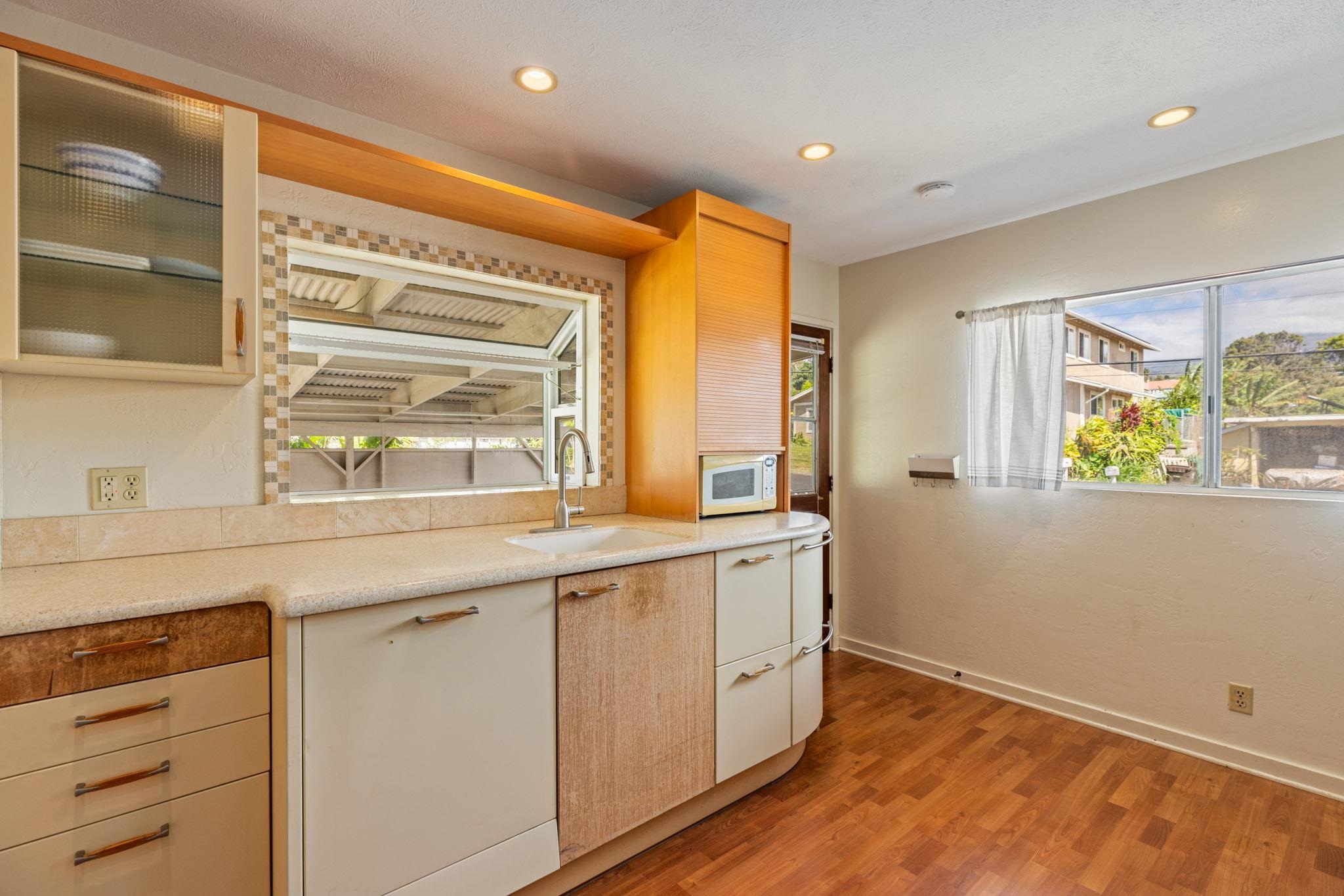 1091  Puana St Makawao Town, Makawao/Olinda/Haliimaile home - photo 25 of 49