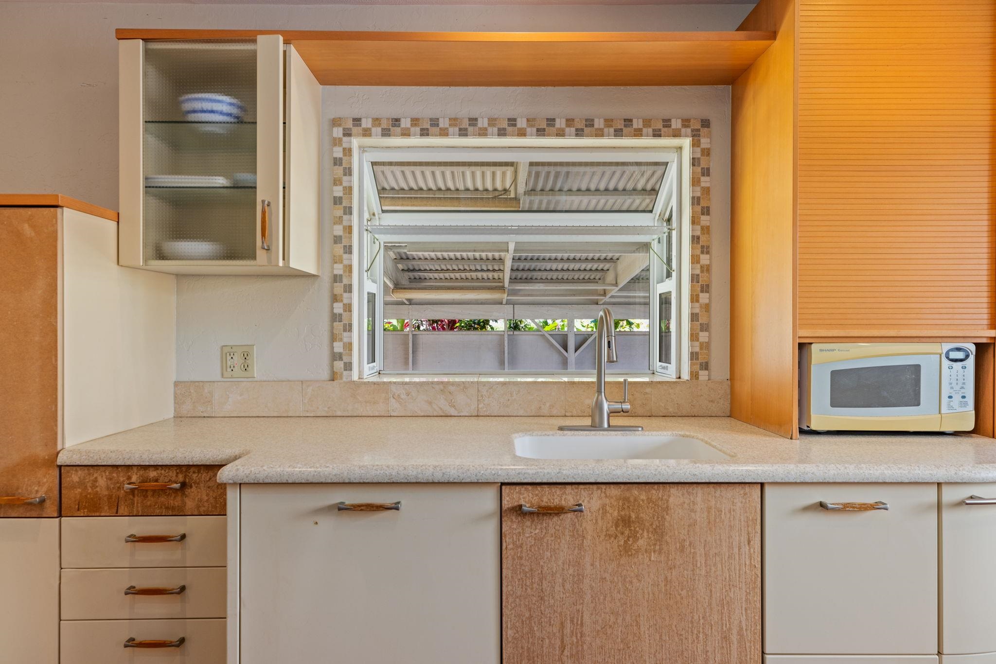 1091  Puana St Makawao Town, Makawao/Olinda/Haliimaile home - photo 26 of 49