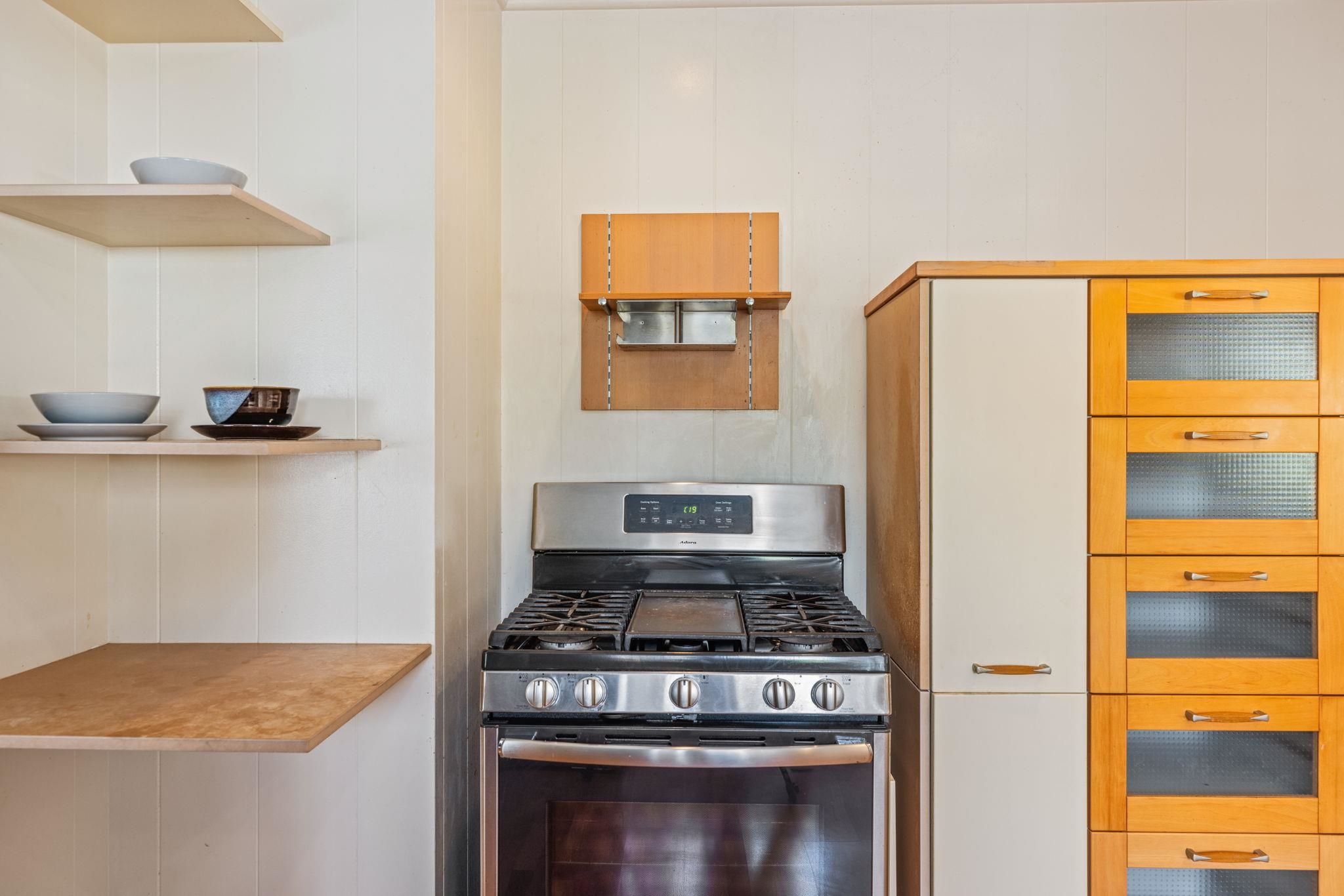 1091  Puana St Makawao Town, Makawao/Olinda/Haliimaile home - photo 27 of 49