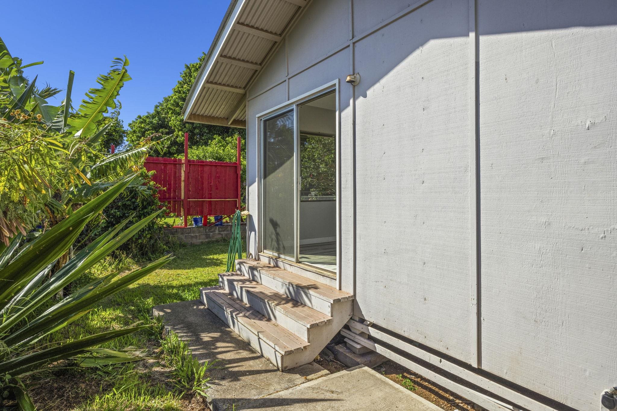 1091  Puana St Makawao Town, Makawao/Olinda/Haliimaile home - photo 35 of 49