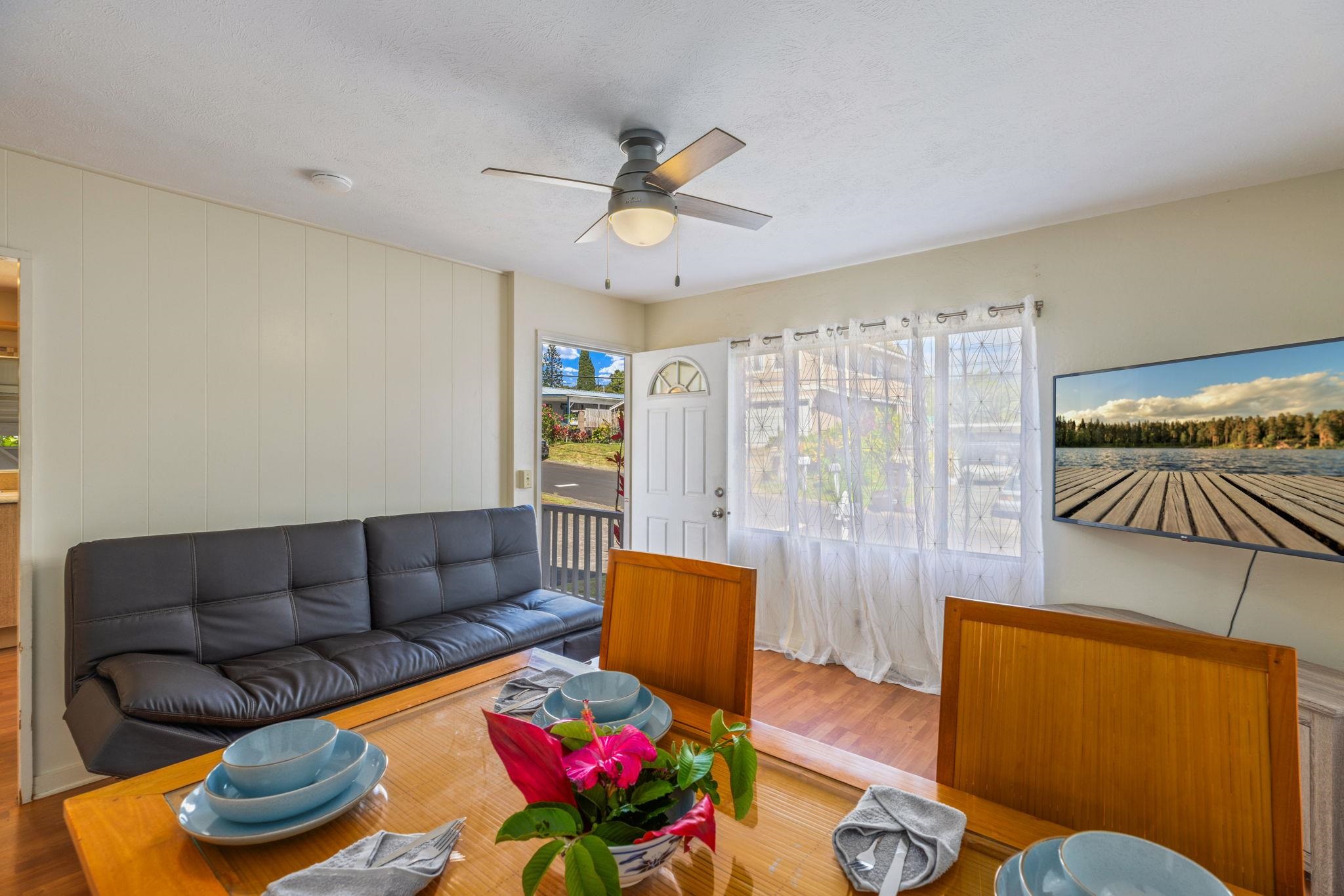 1091  Puana St Makawao Town, Makawao/Olinda/Haliimaile home - photo 8 of 49