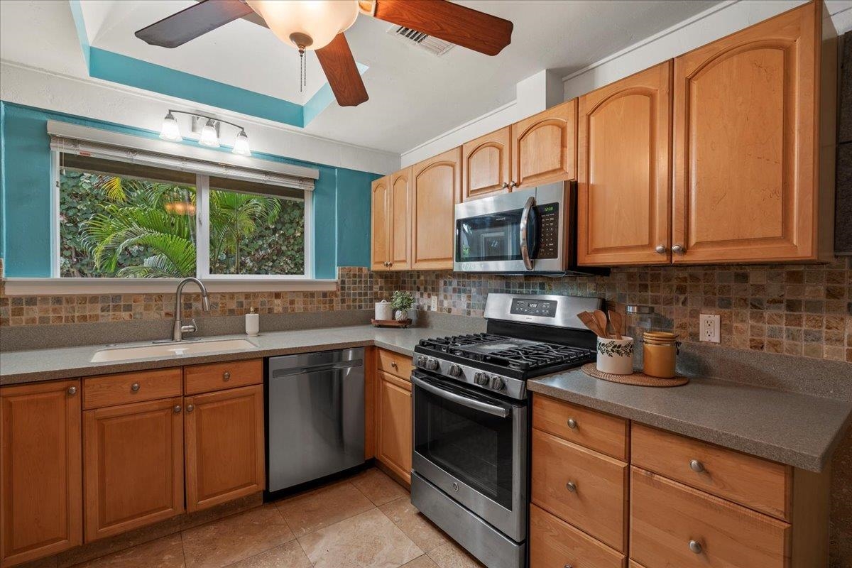 1097  Ewa Pl South Kihei, Kihei home - photo 14 of 41