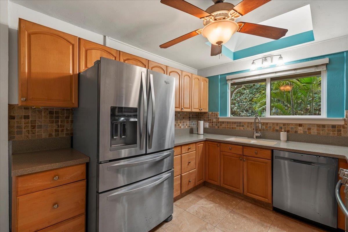 1097  Ewa Pl South Kihei, Kihei home - photo 15 of 41