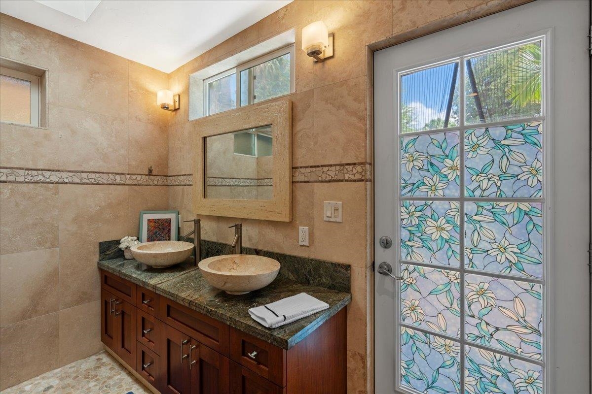 1097  Ewa Pl South Kihei, Kihei home - photo 20 of 41