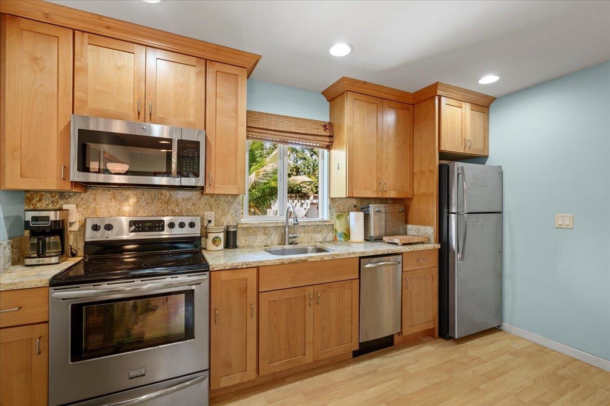 1097  Ewa Pl South Kihei, Kihei home - photo 35 of 41