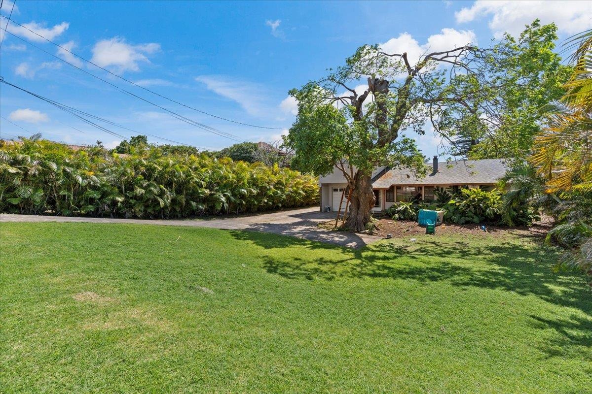 11  Keola Pl Makawao Ranch Acres, Makawao/Olinda/Haliimaile home - photo 6 of 36