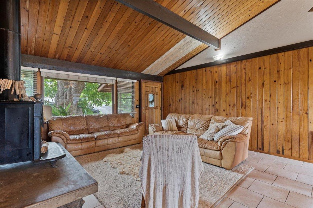 11  Keola Pl Makawao Ranch Acres, Makawao/Olinda/Haliimaile home - photo 16 of 45