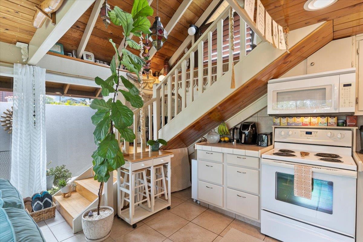 11  Keola Pl Makawao Ranch Acres, Makawao/Olinda/Haliimaile home - photo 36 of 45